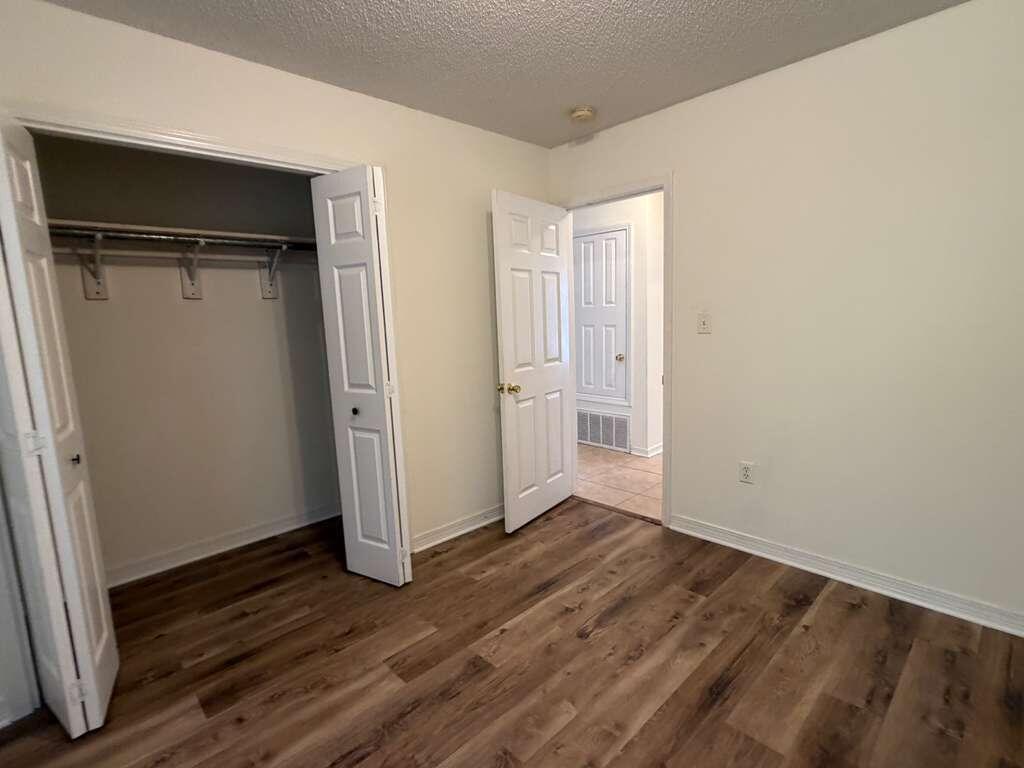 METES & BOUNDS - Residential Lease