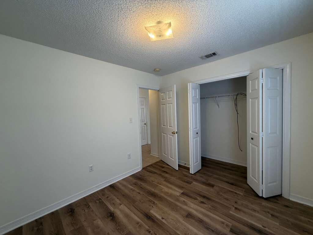 METES & BOUNDS - Residential Lease