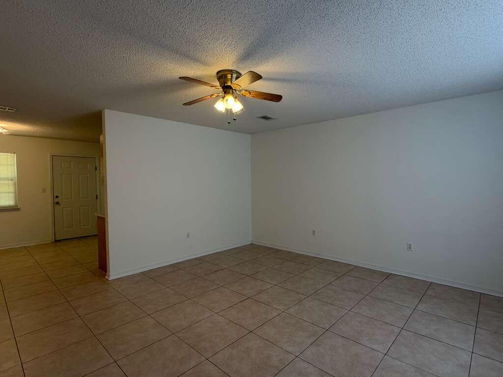 METES & BOUNDS - Residential Lease
