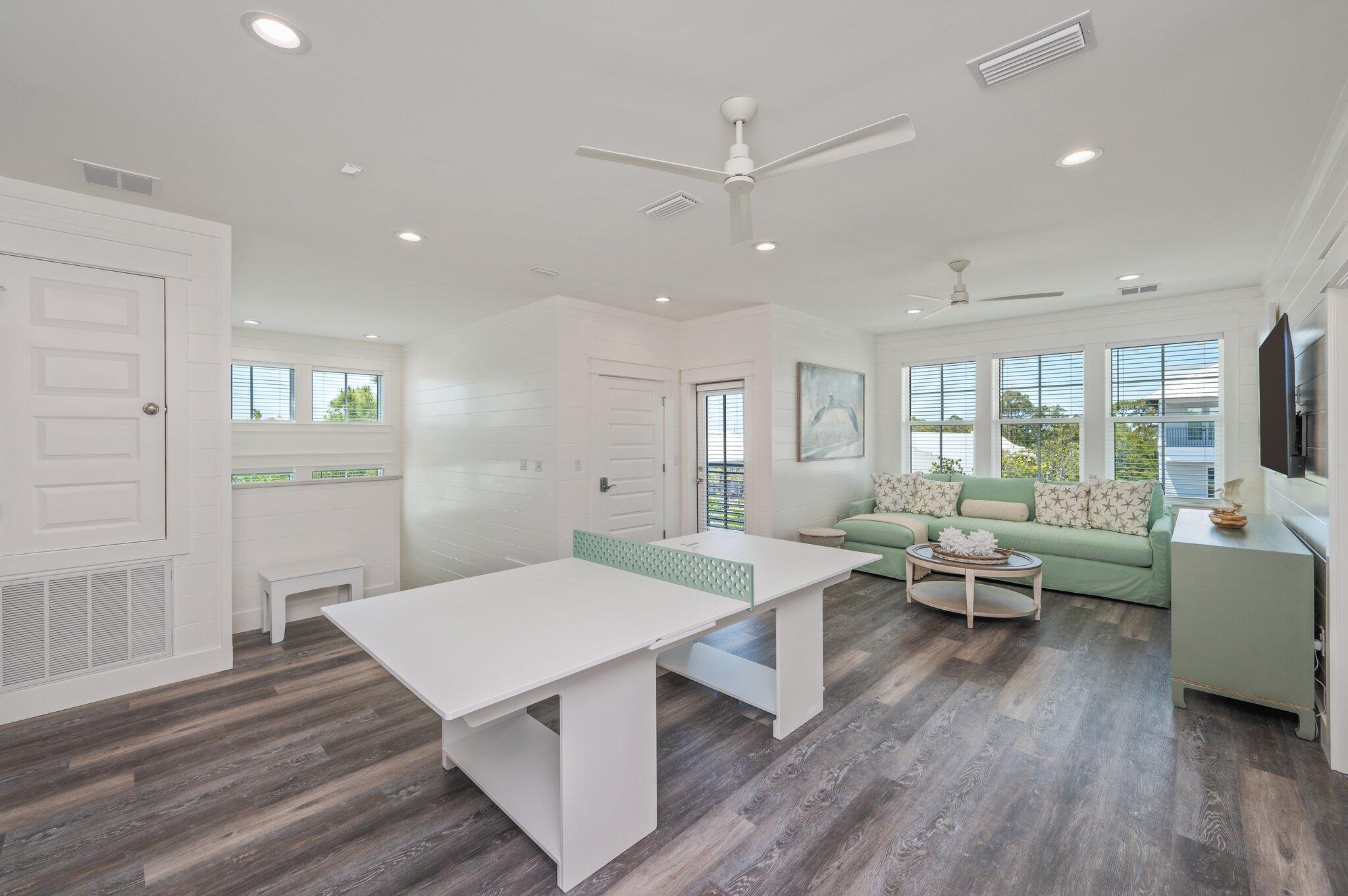 MOCKINGBIRD ESTATES - Residential