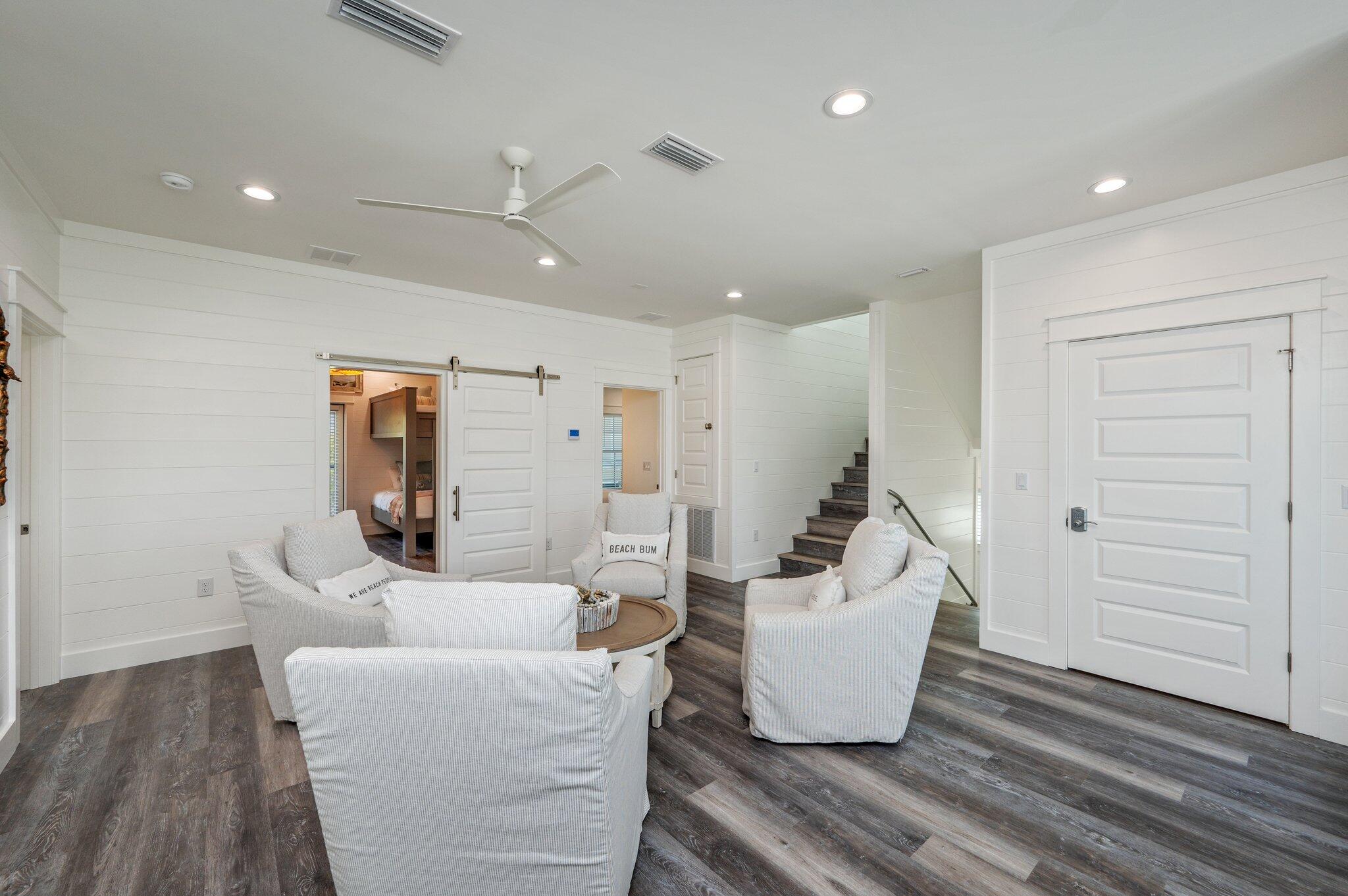 MOCKINGBIRD ESTATES - Residential