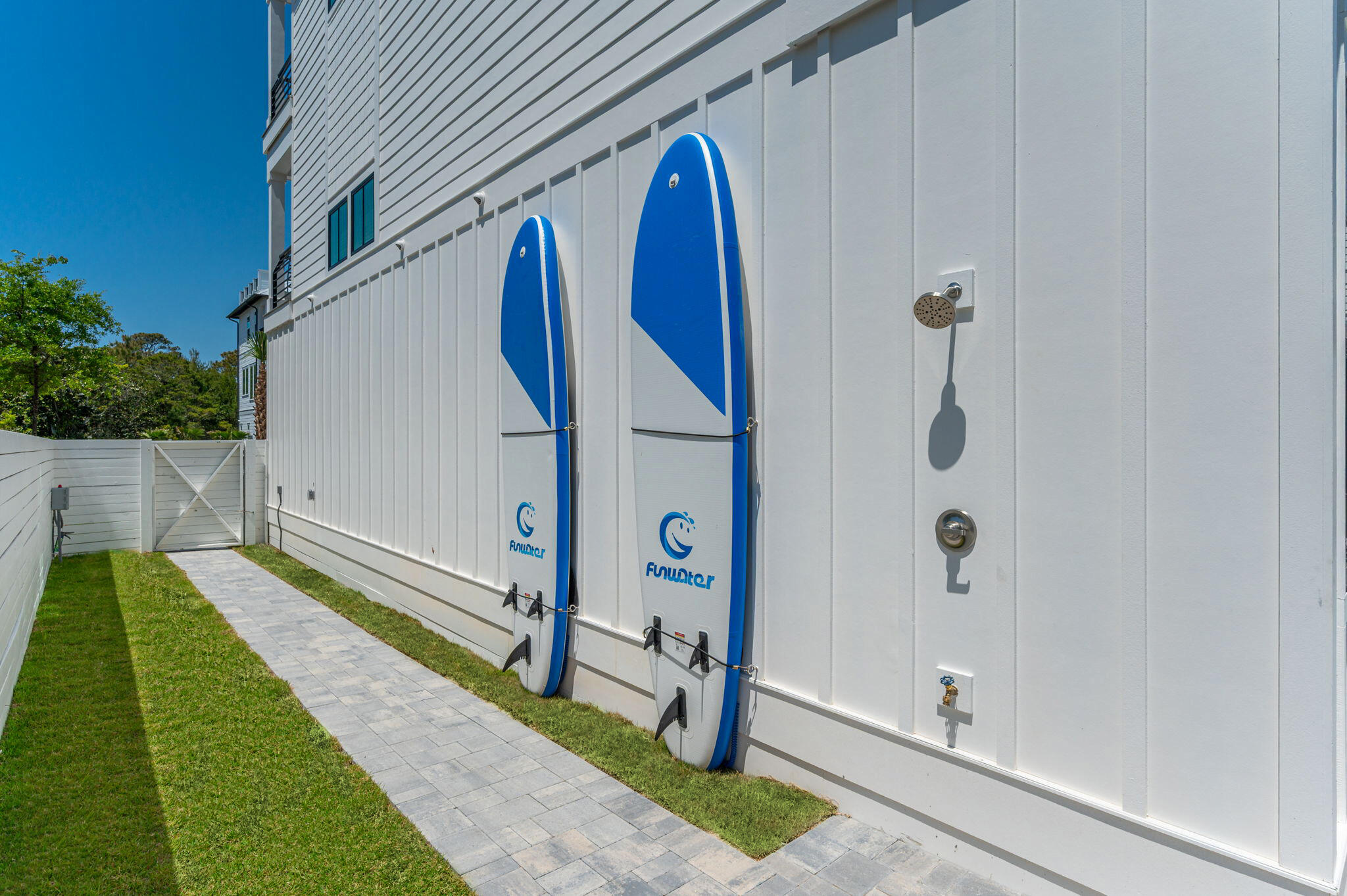 MOCKINGBIRD ESTATES - Residential