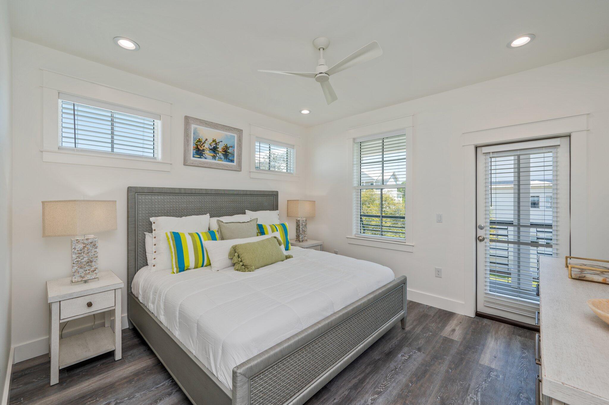 MOCKINGBIRD ESTATES - Residential