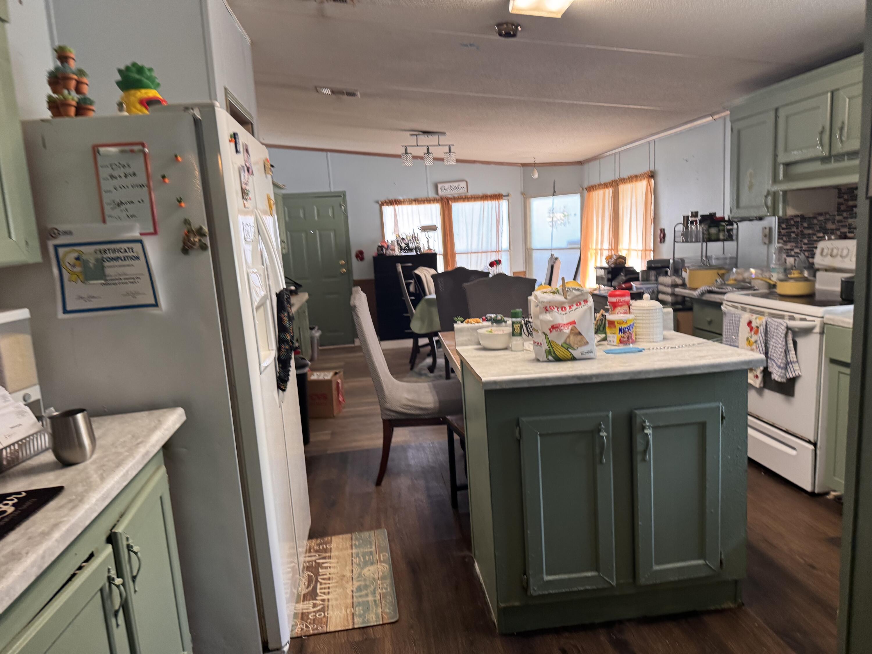 EAST WRIGHT - Residential