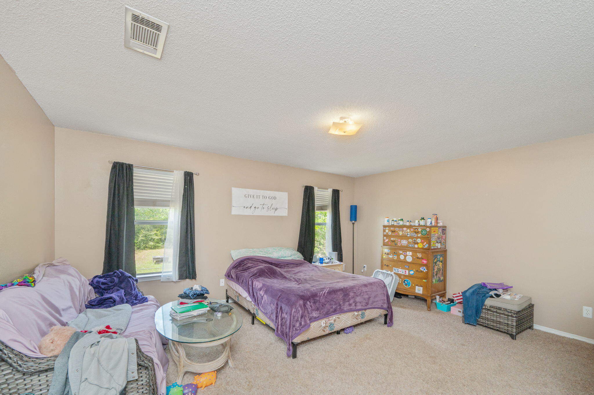 WESTVIEW EST PH IV LOT 15 - Residential