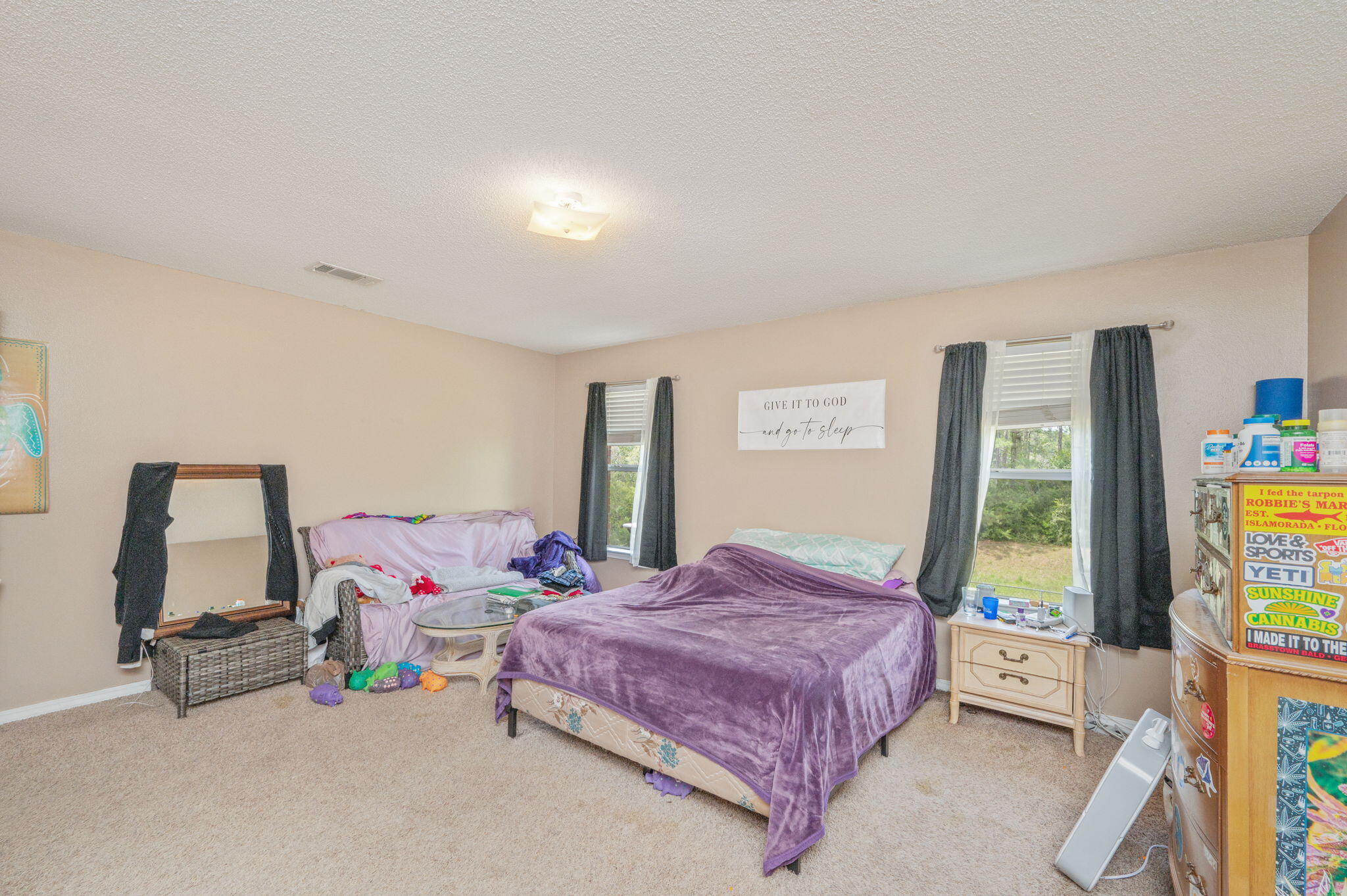 WESTVIEW EST PH IV LOT 15 - Residential