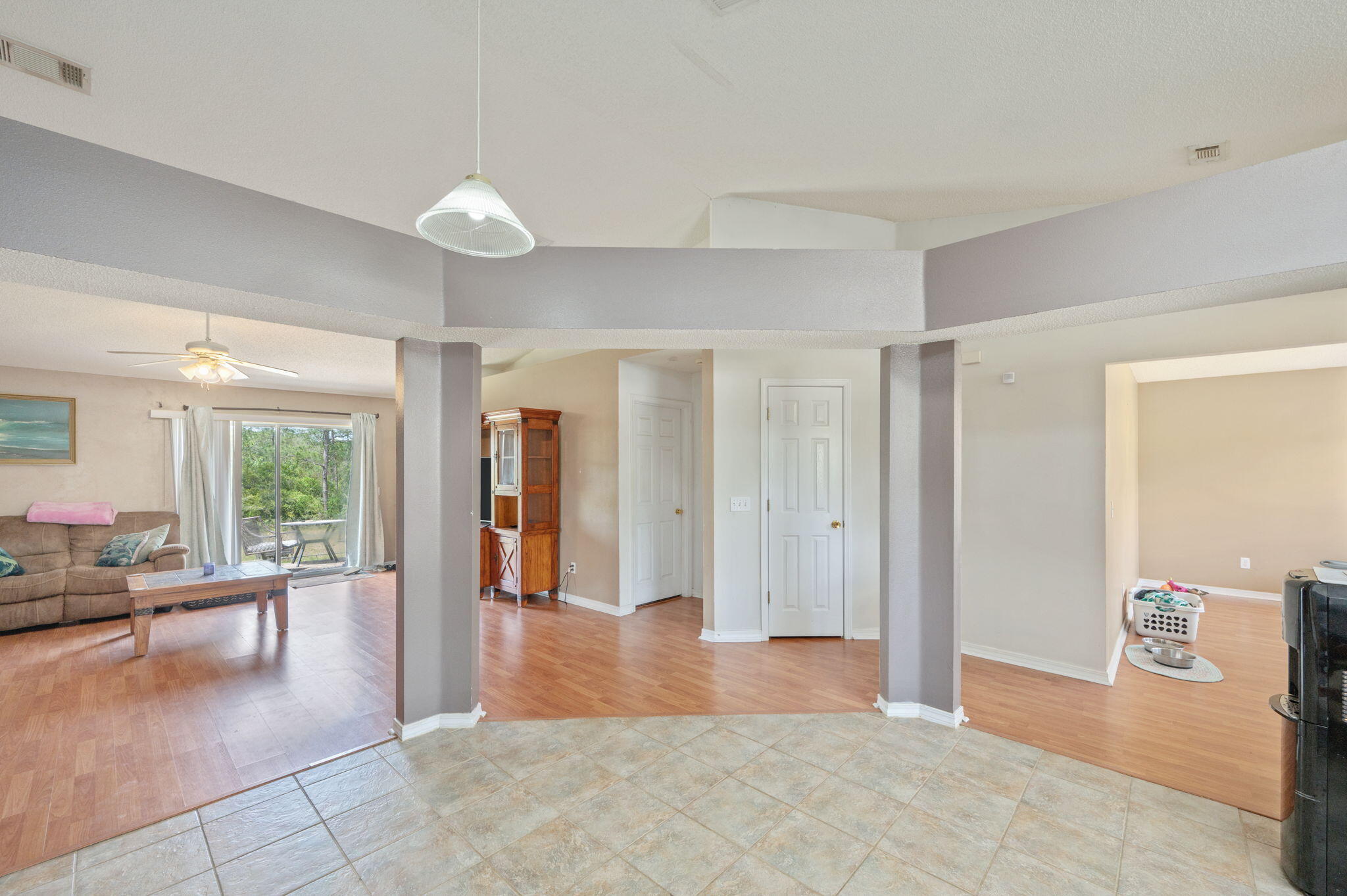 WESTVIEW EST PH IV LOT 15 - Residential