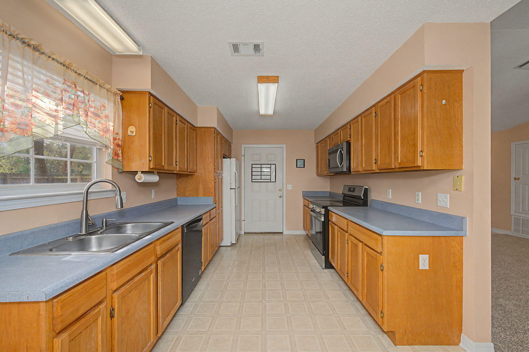 SOUTH POINTE ESTATES PH 2 - Residential