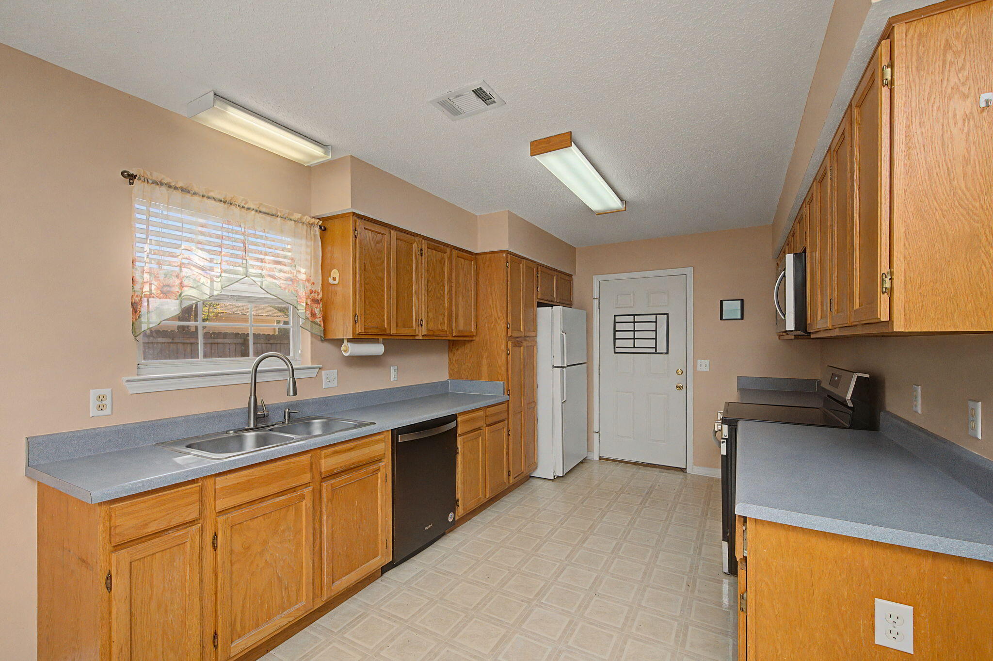 SOUTH POINTE ESTATES PH 2 - Residential