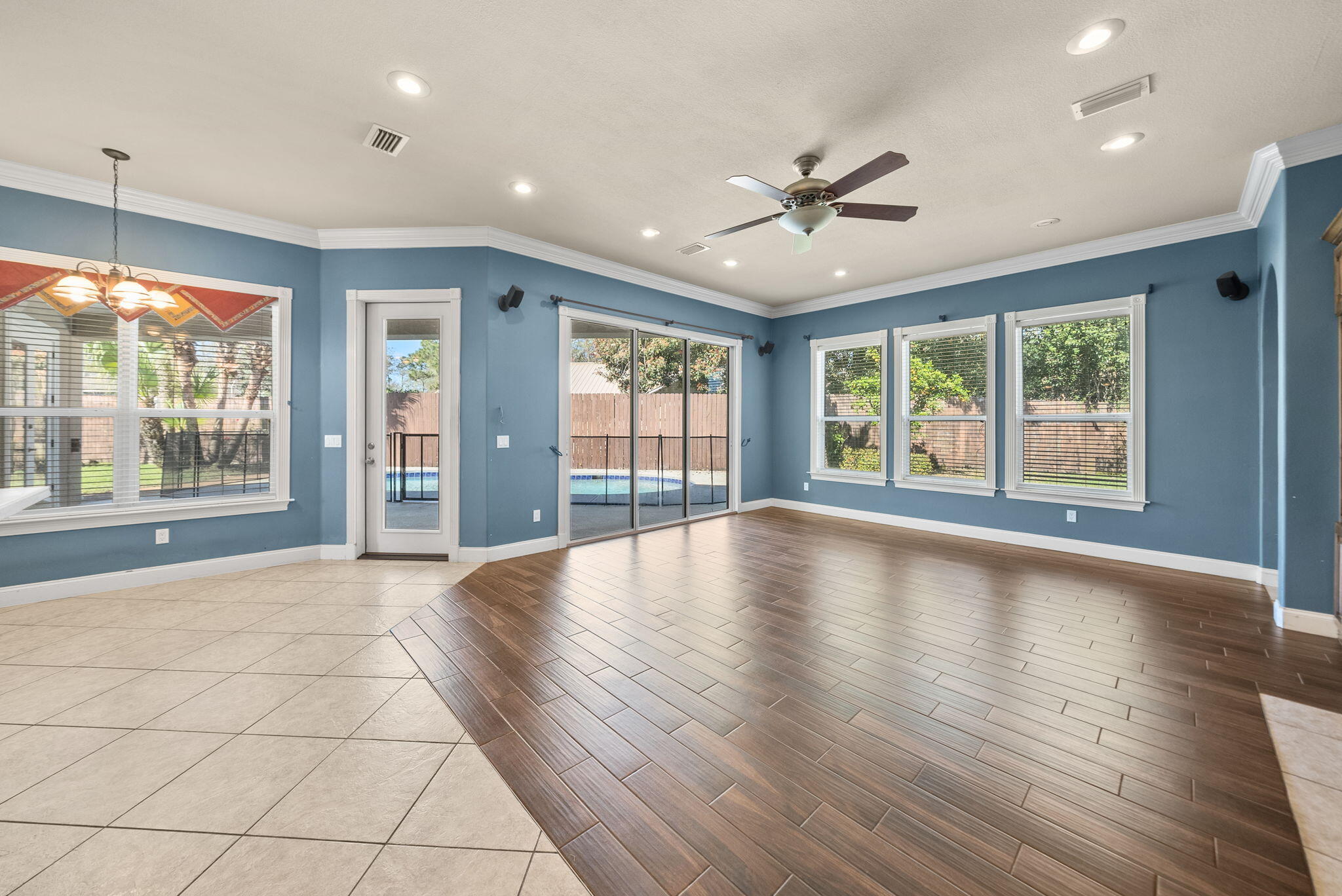 PALM BAY UNIT 5 - Residential