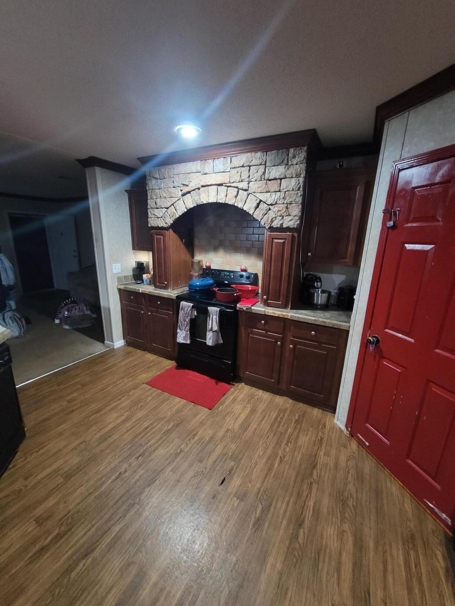 OAKWOOD ESTATES - Residential