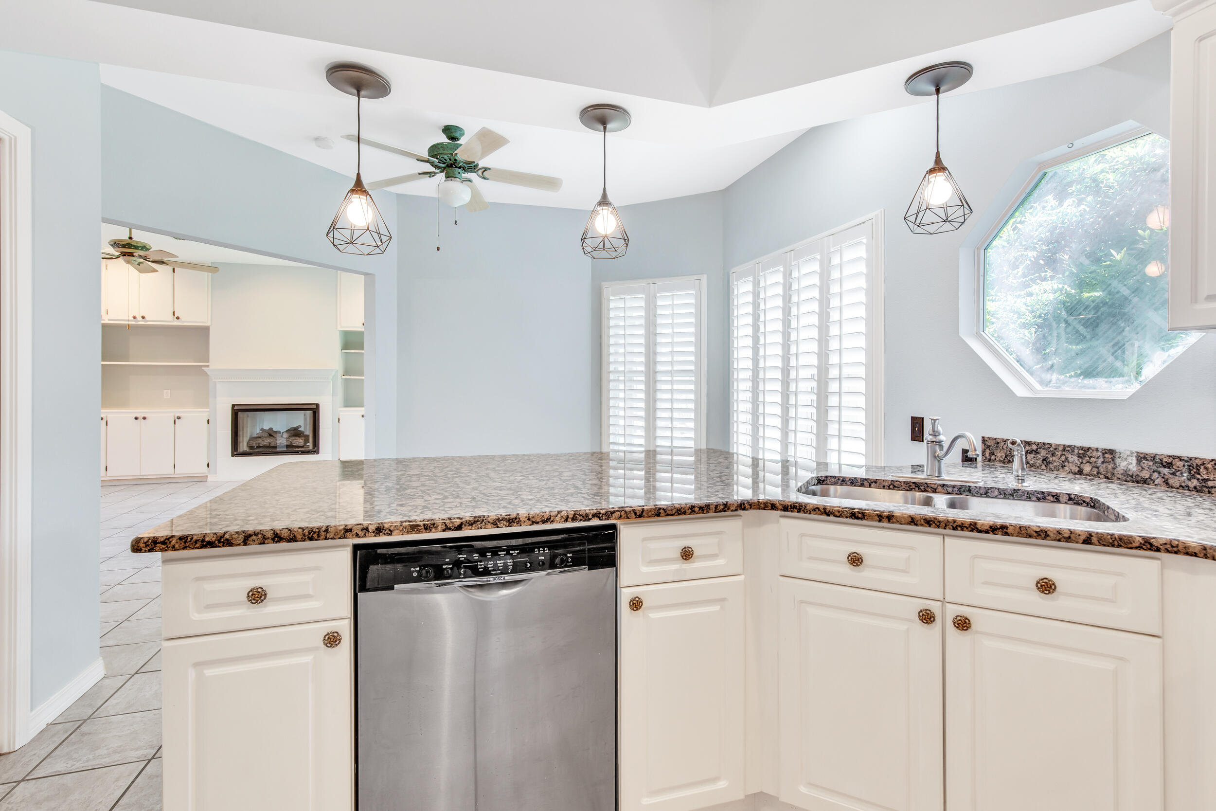 EMERALD BAY PH 1A - Residential