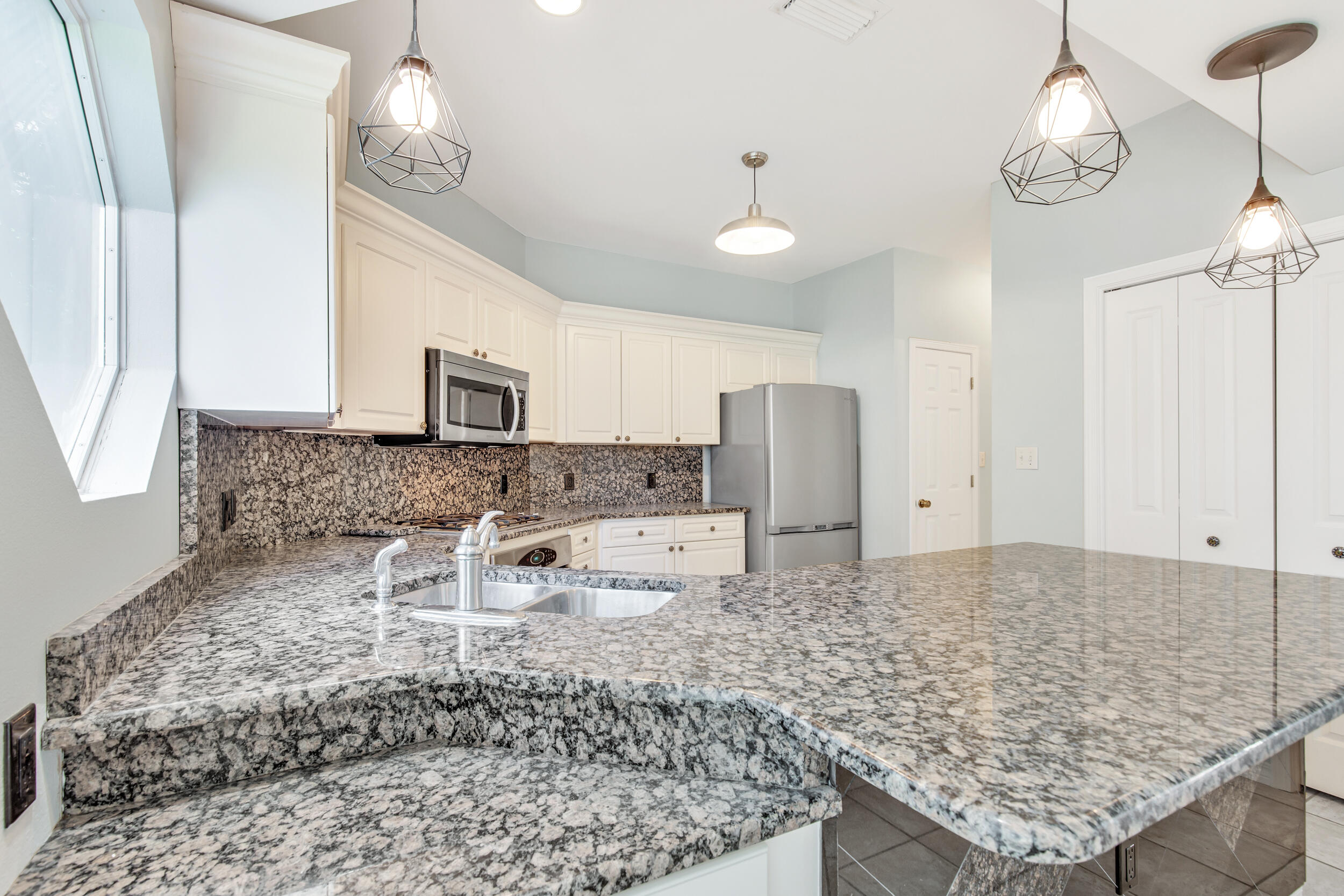 EMERALD BAY PH 1A - Residential