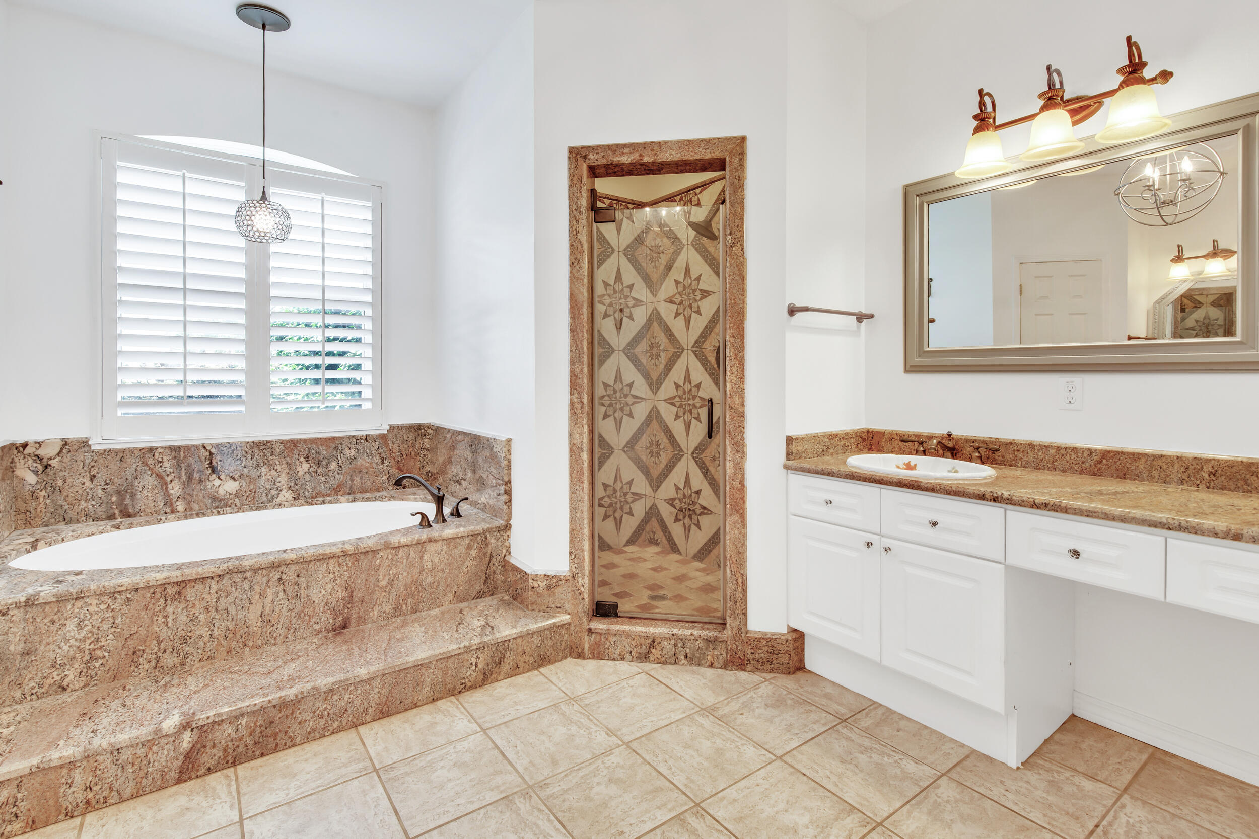 EMERALD BAY PH 1A - Residential