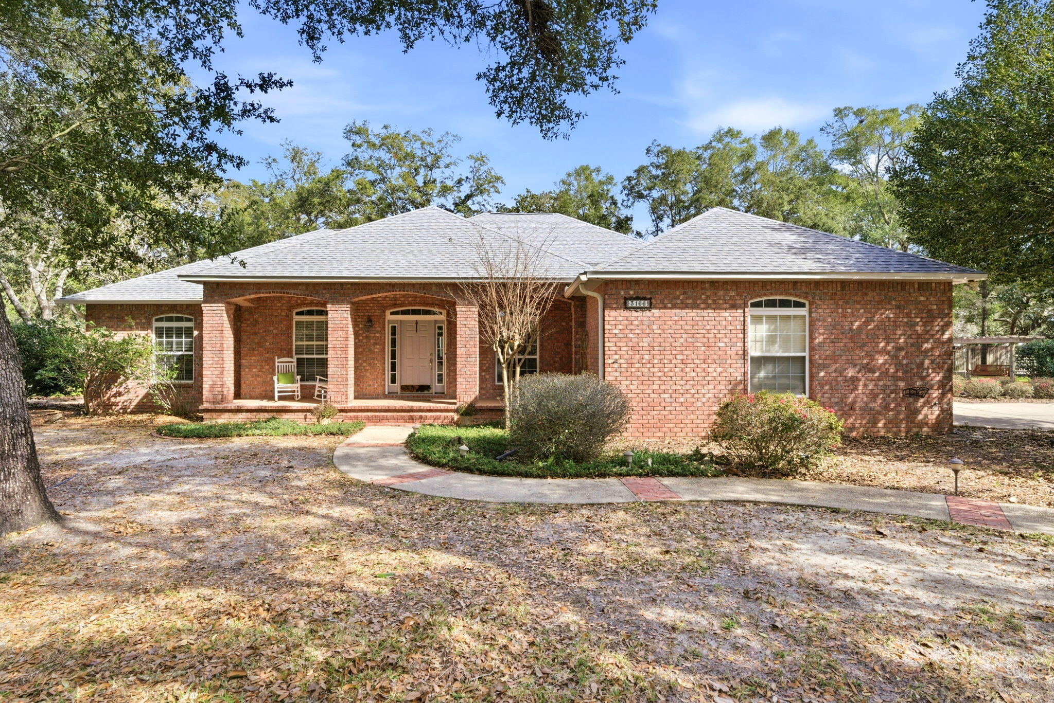 ROBLEDAL ESTATES UNIT 3 - Residential