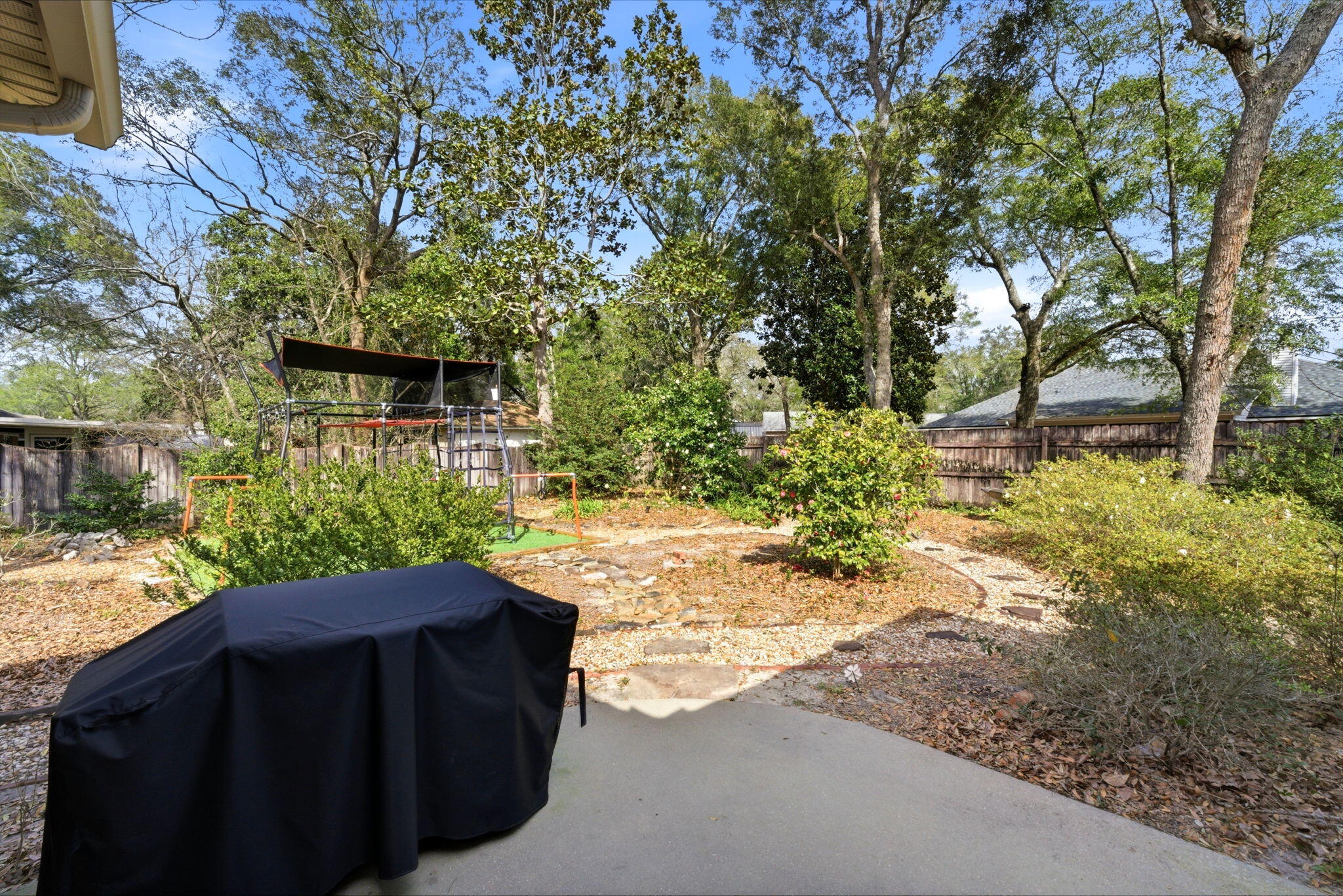 ROBLEDAL ESTATES UNIT 3 - Residential