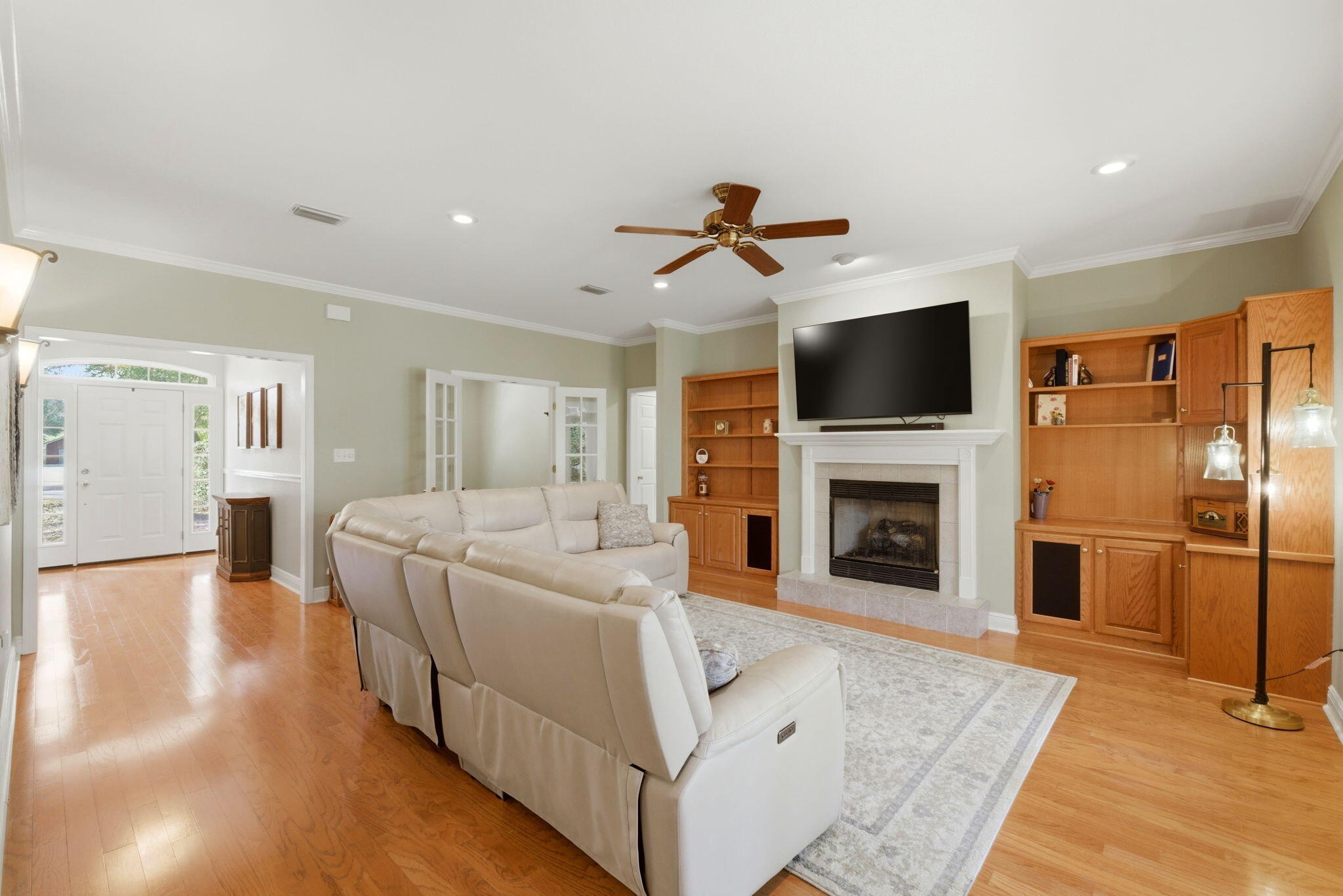 ROBLEDAL ESTATES UNIT 3 - Residential