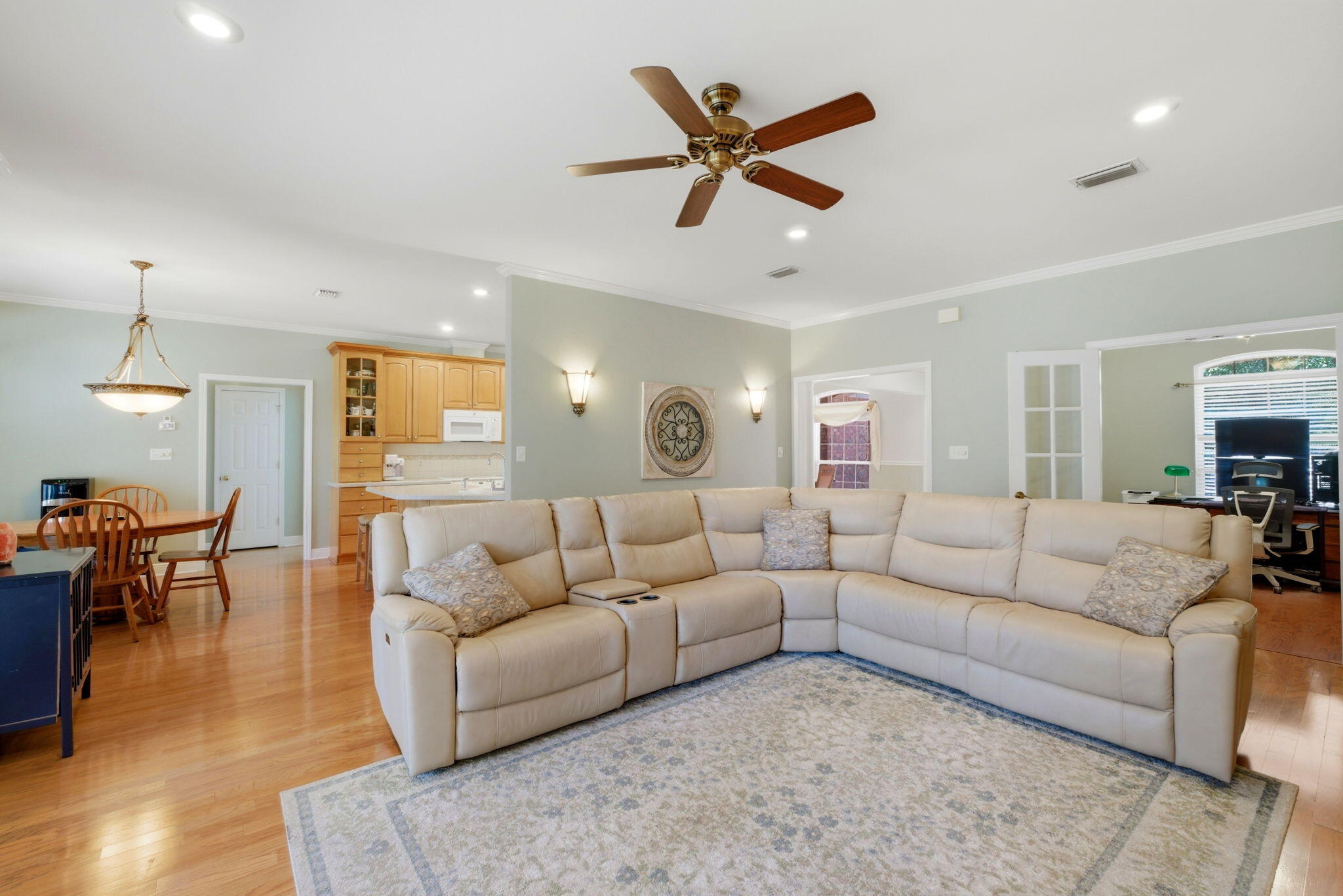 ROBLEDAL ESTATES UNIT 3 - Residential