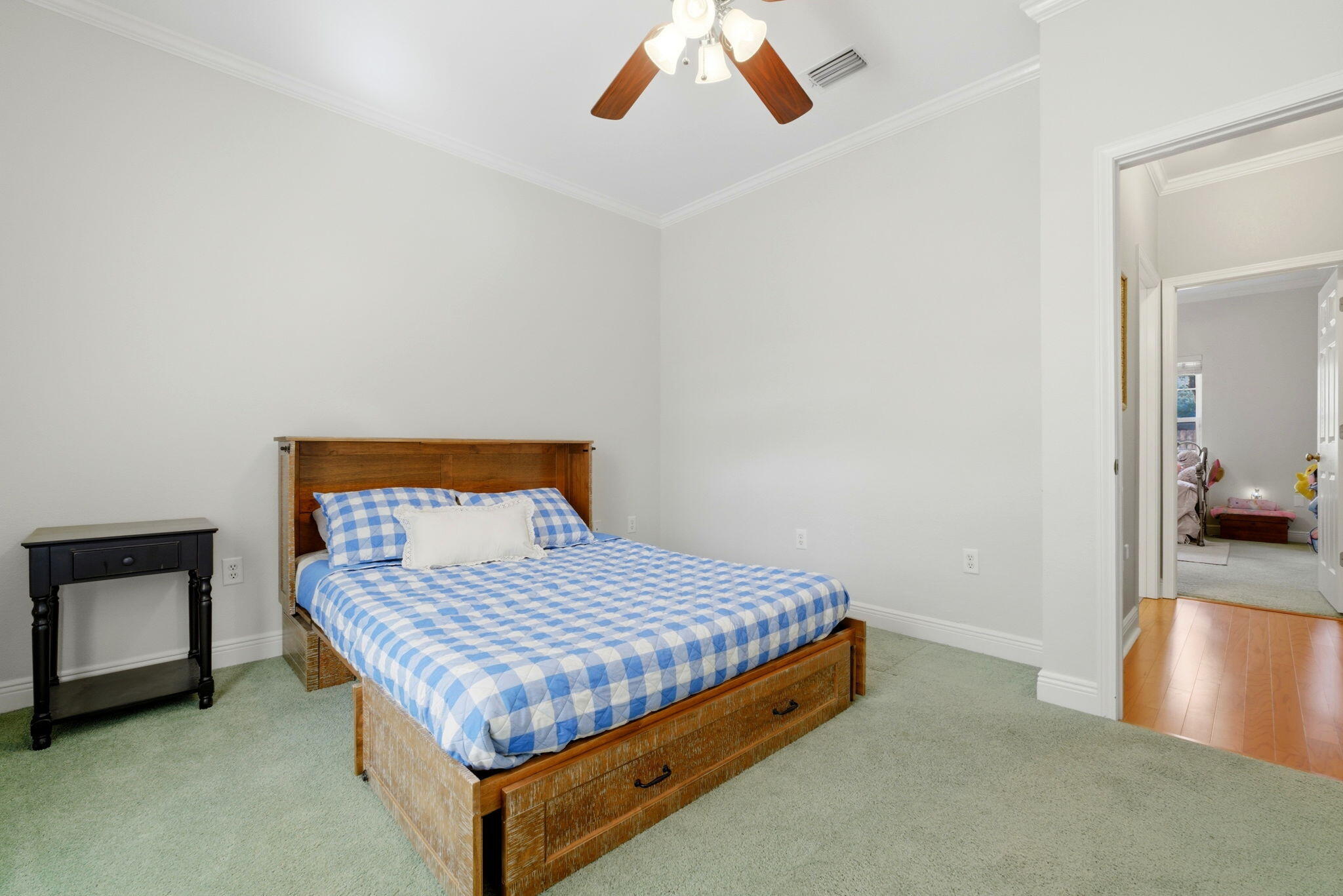 ROBLEDAL ESTATES UNIT 3 - Residential