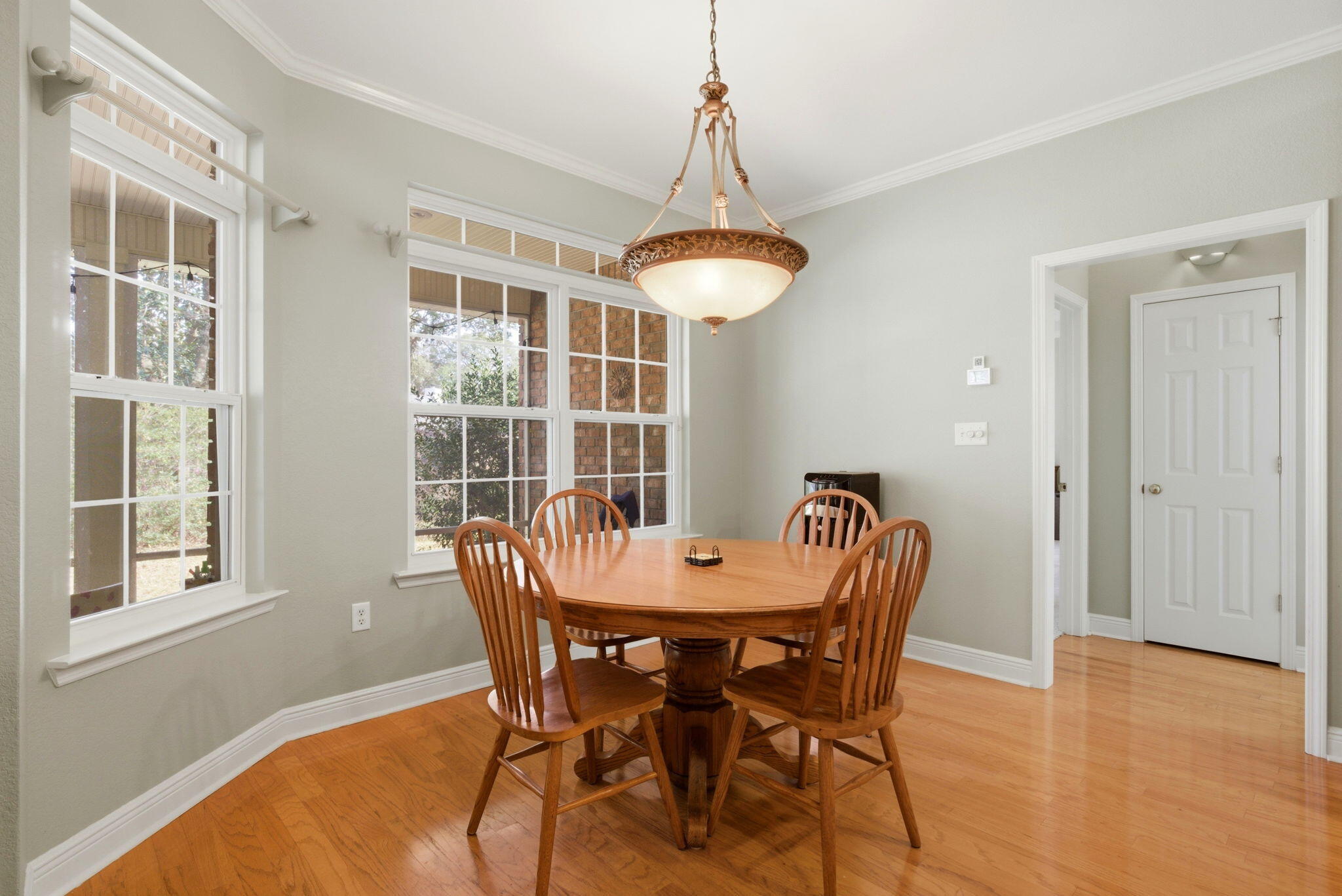 ROBLEDAL ESTATES UNIT 3 - Residential