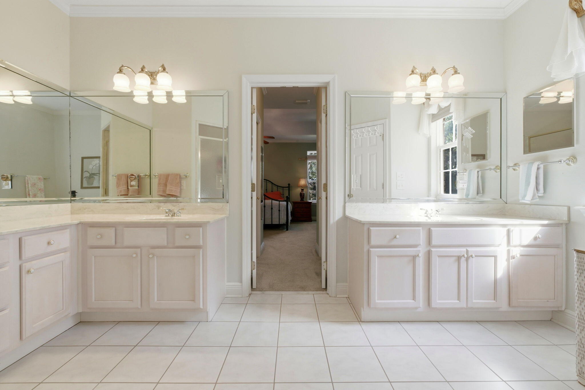 ROBLEDAL ESTATES UNIT 3 - Residential