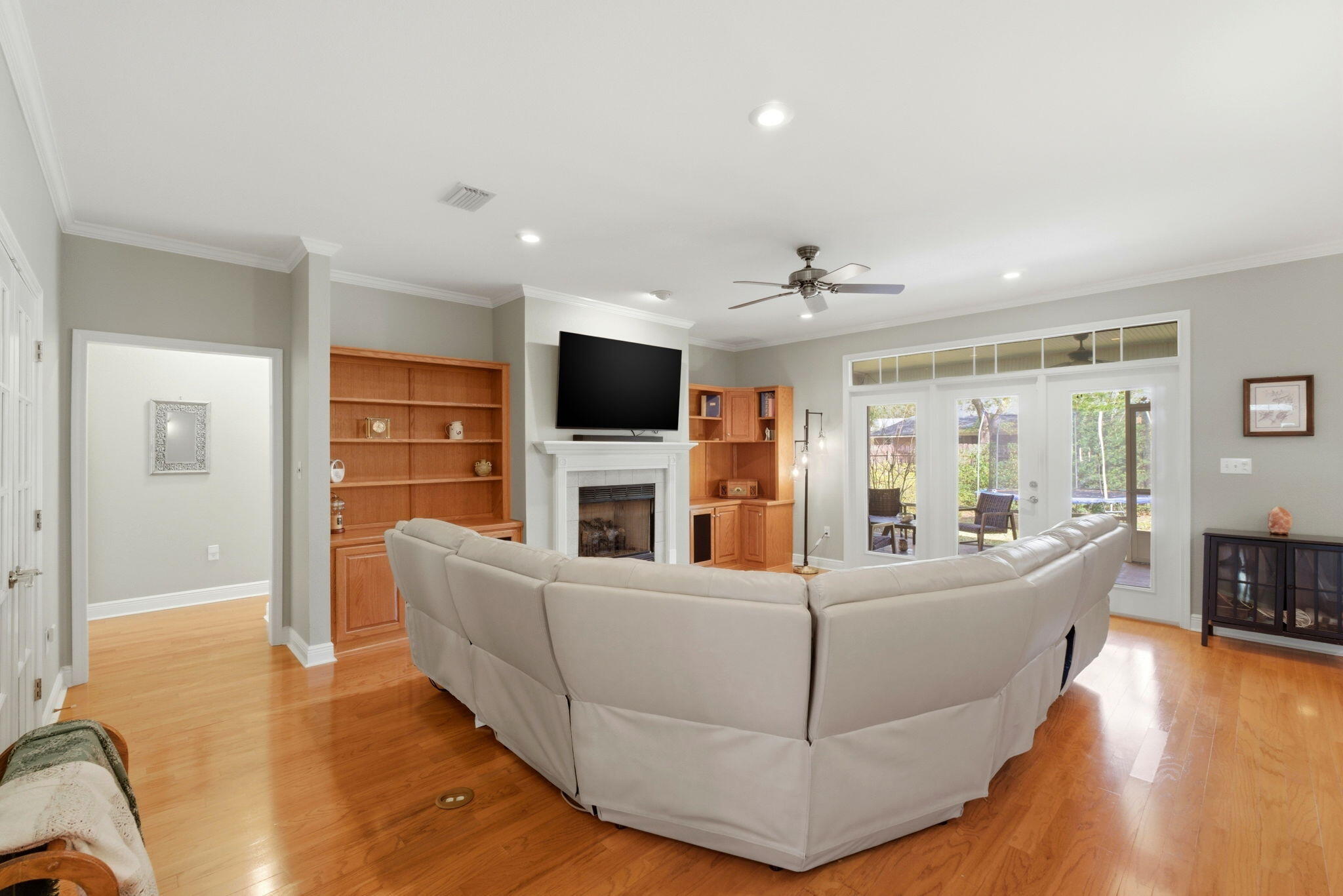 ROBLEDAL ESTATES UNIT 3 - Residential