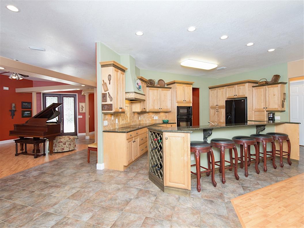 BEAVER DAM ESTATES - Residential