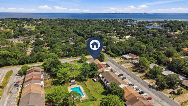 145 4TH AVE APT B2, SHALIMAR, FL 32579 - Image dc6ccca70418e8f45b6cc1e484a9b3e9/259073497