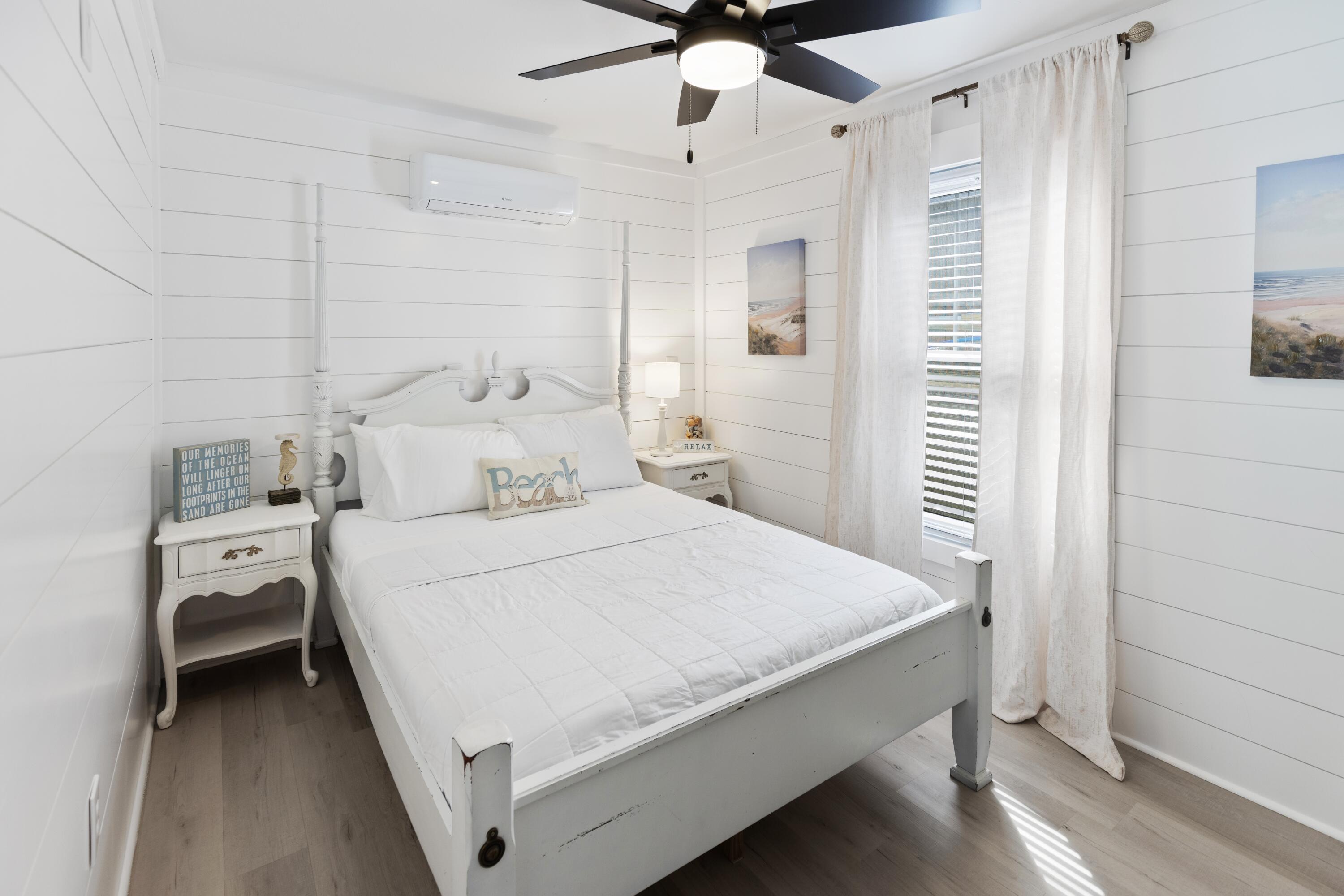 RIVIERA BEACH - Residential