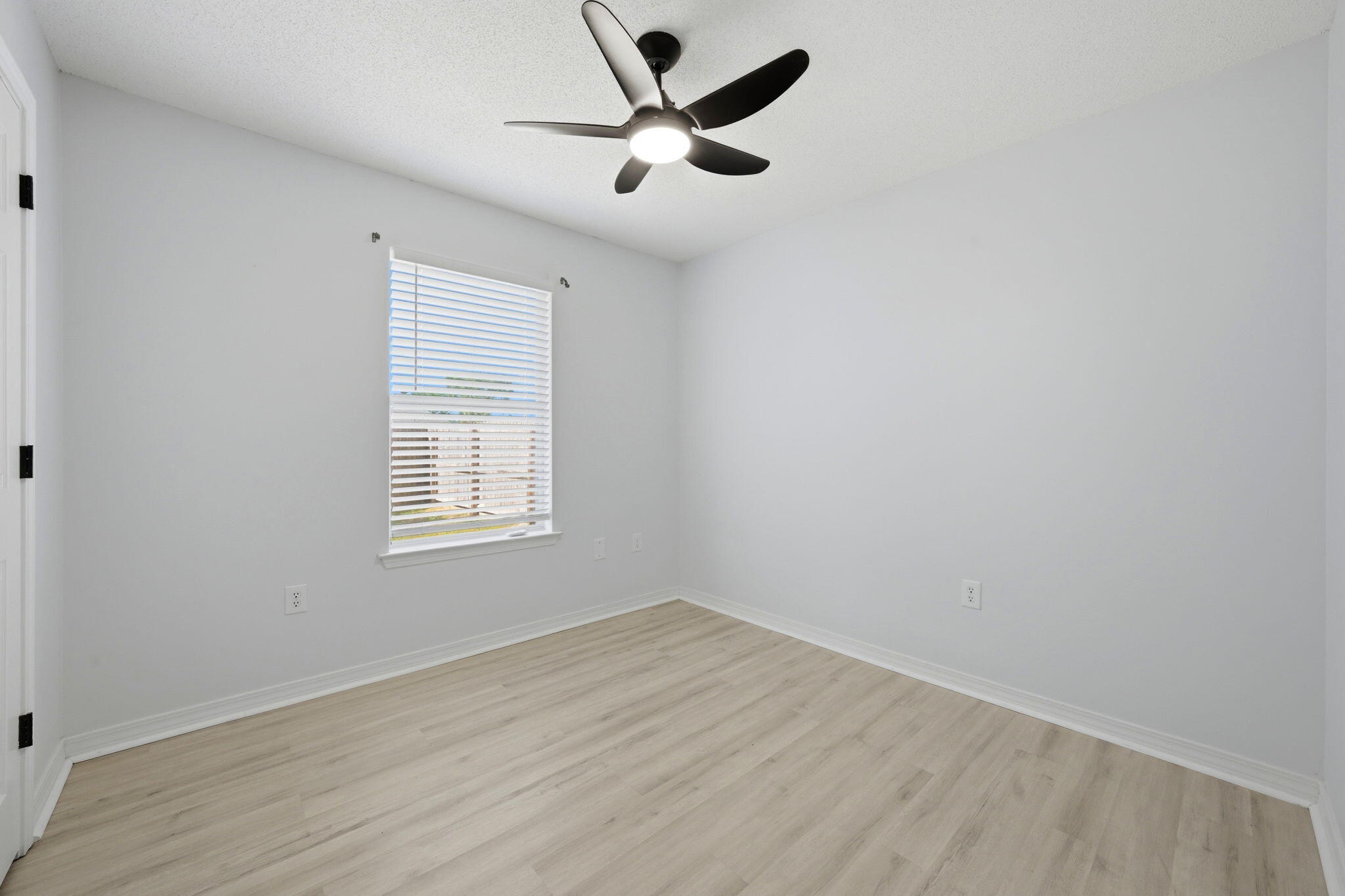 HAMPTON RIDGE ESTATES - Residential