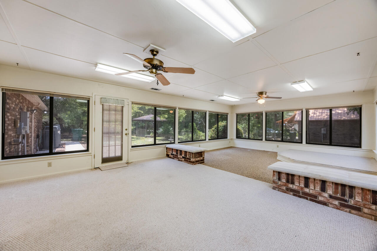 ROCKY BAYOU ESTATES 04 - Residential