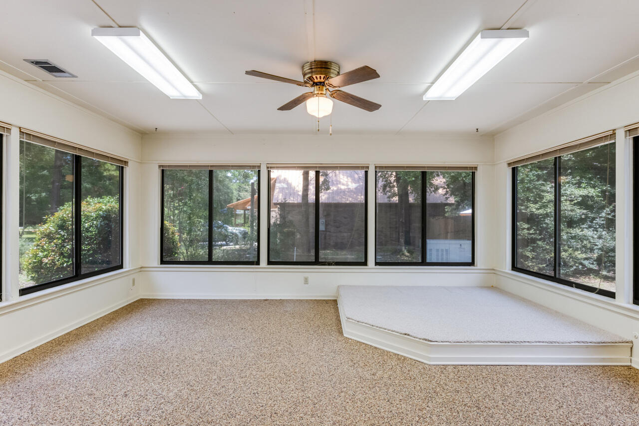 ROCKY BAYOU ESTATES 04 - Residential