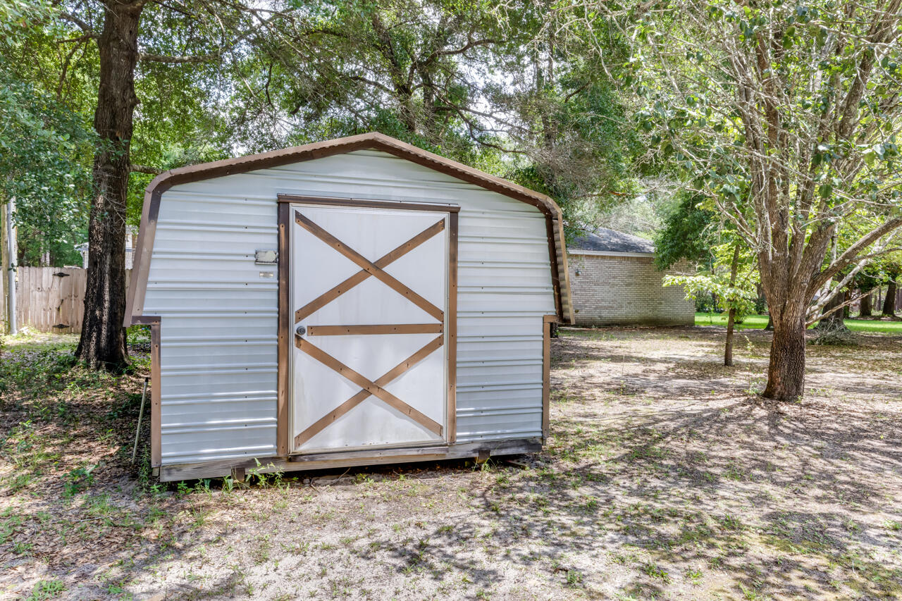 ROCKY BAYOU ESTATES 04 - Residential