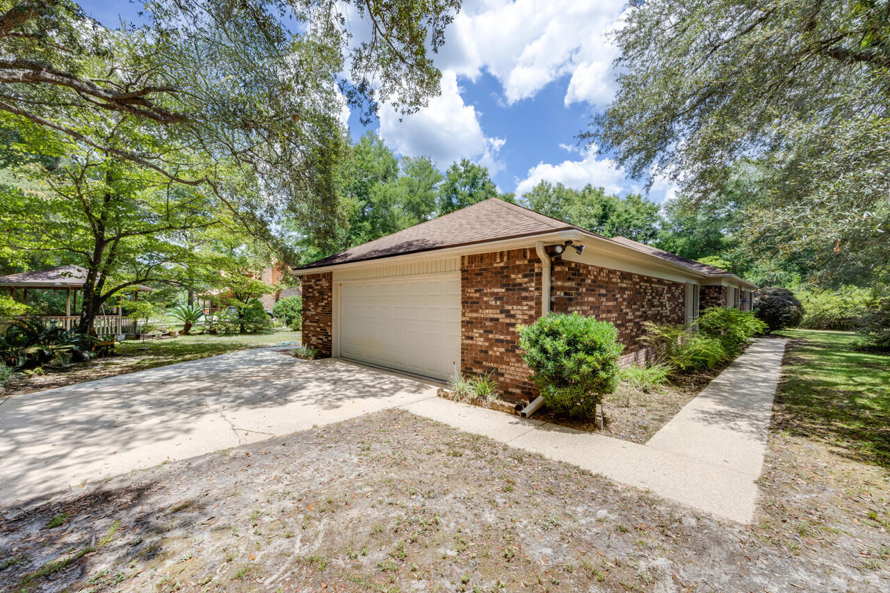 ROCKY BAYOU ESTATES 04 - Residential