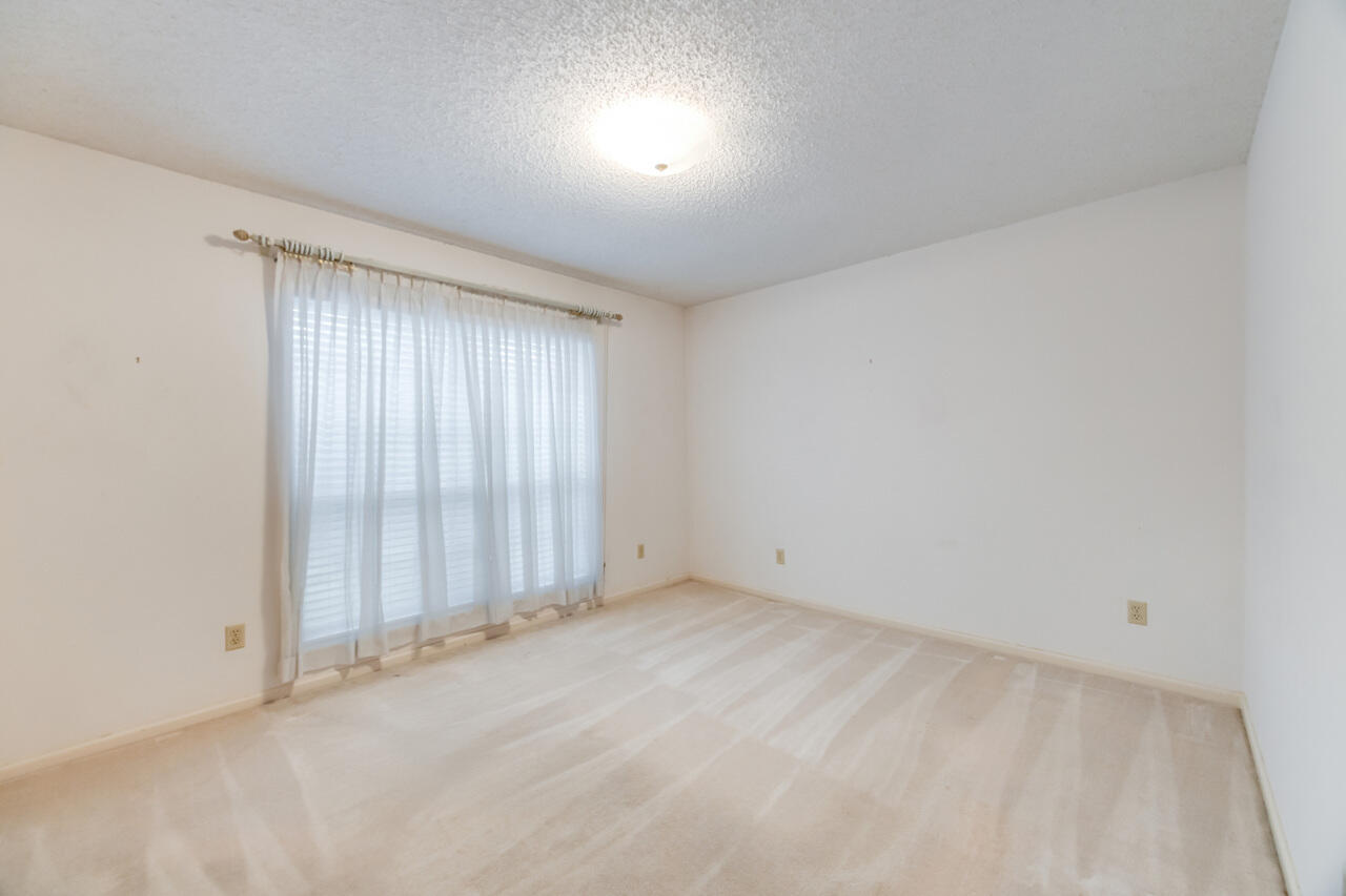 ROCKY BAYOU ESTATES 04 - Residential