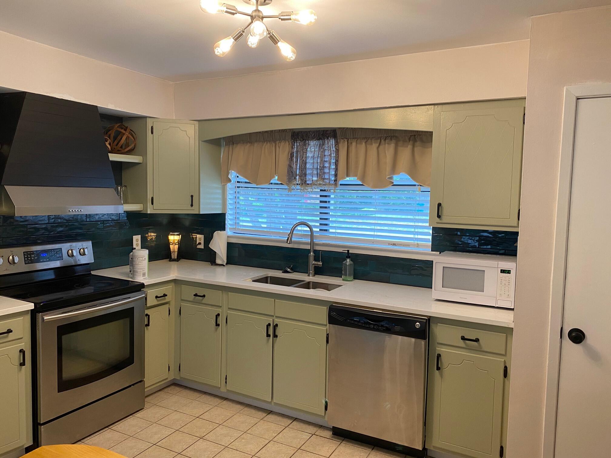 EASTWOOD 9TH ADDN - Residential