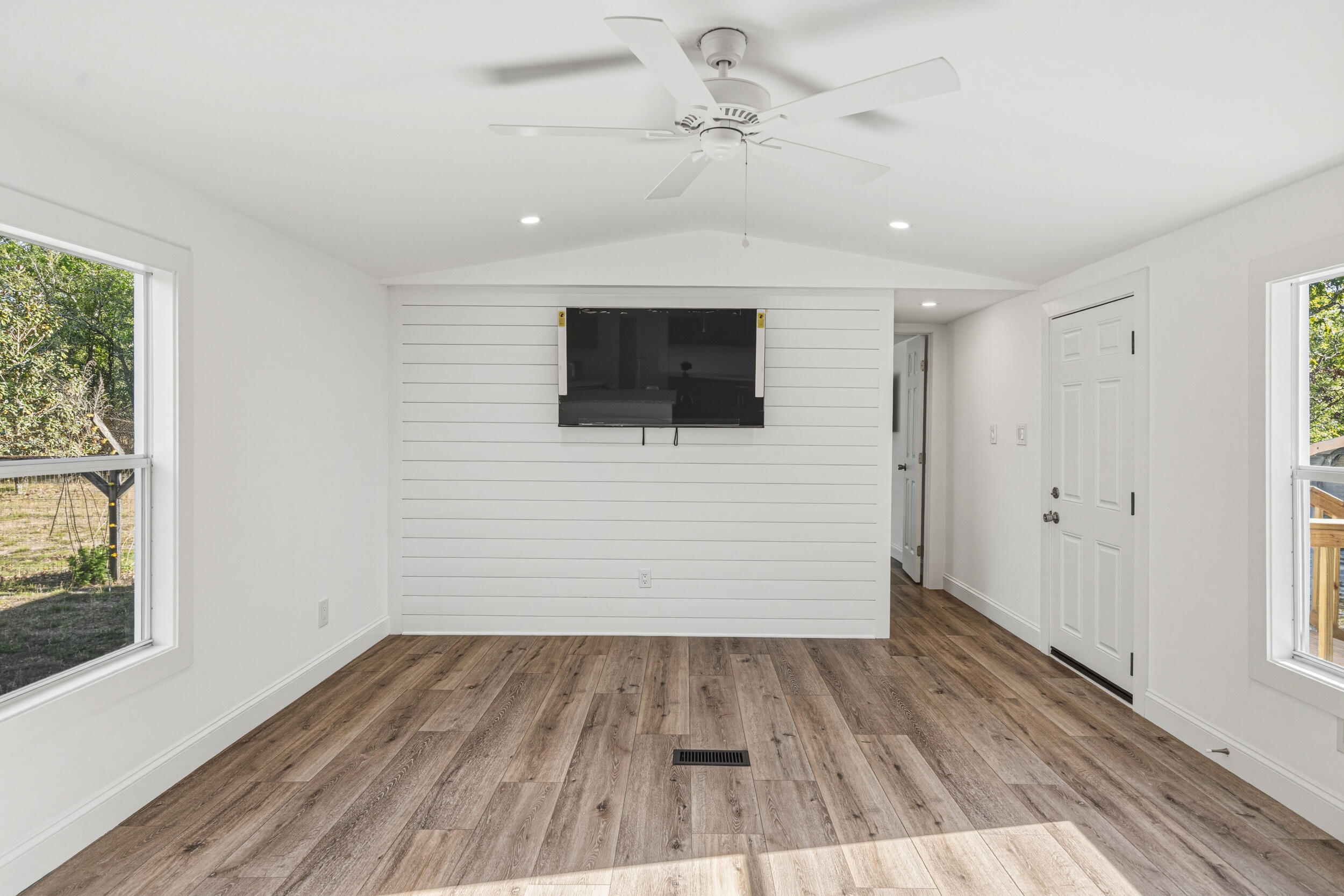 SHOAL RIVER UNREC - Residential