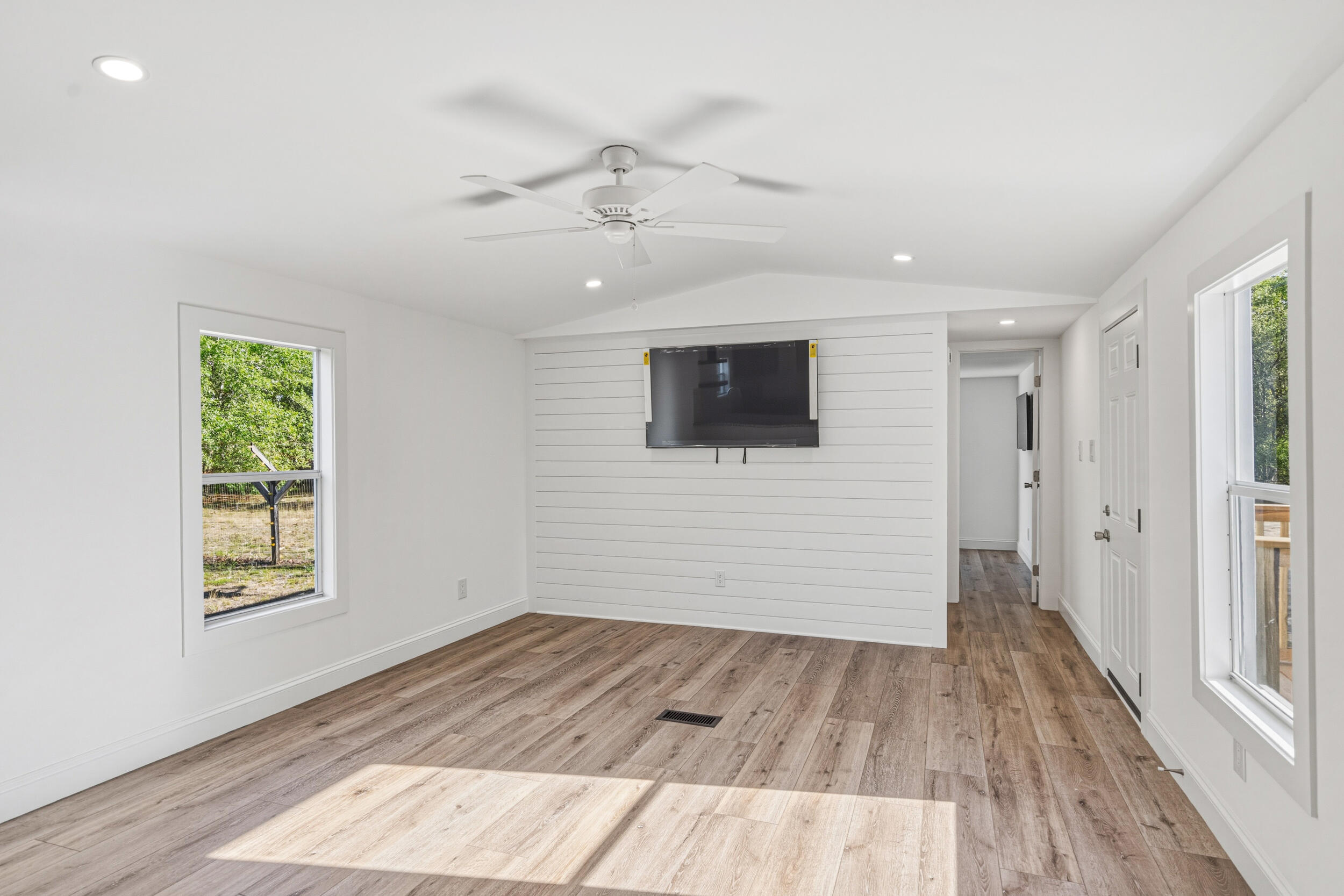 SHOAL RIVER UNREC - Residential