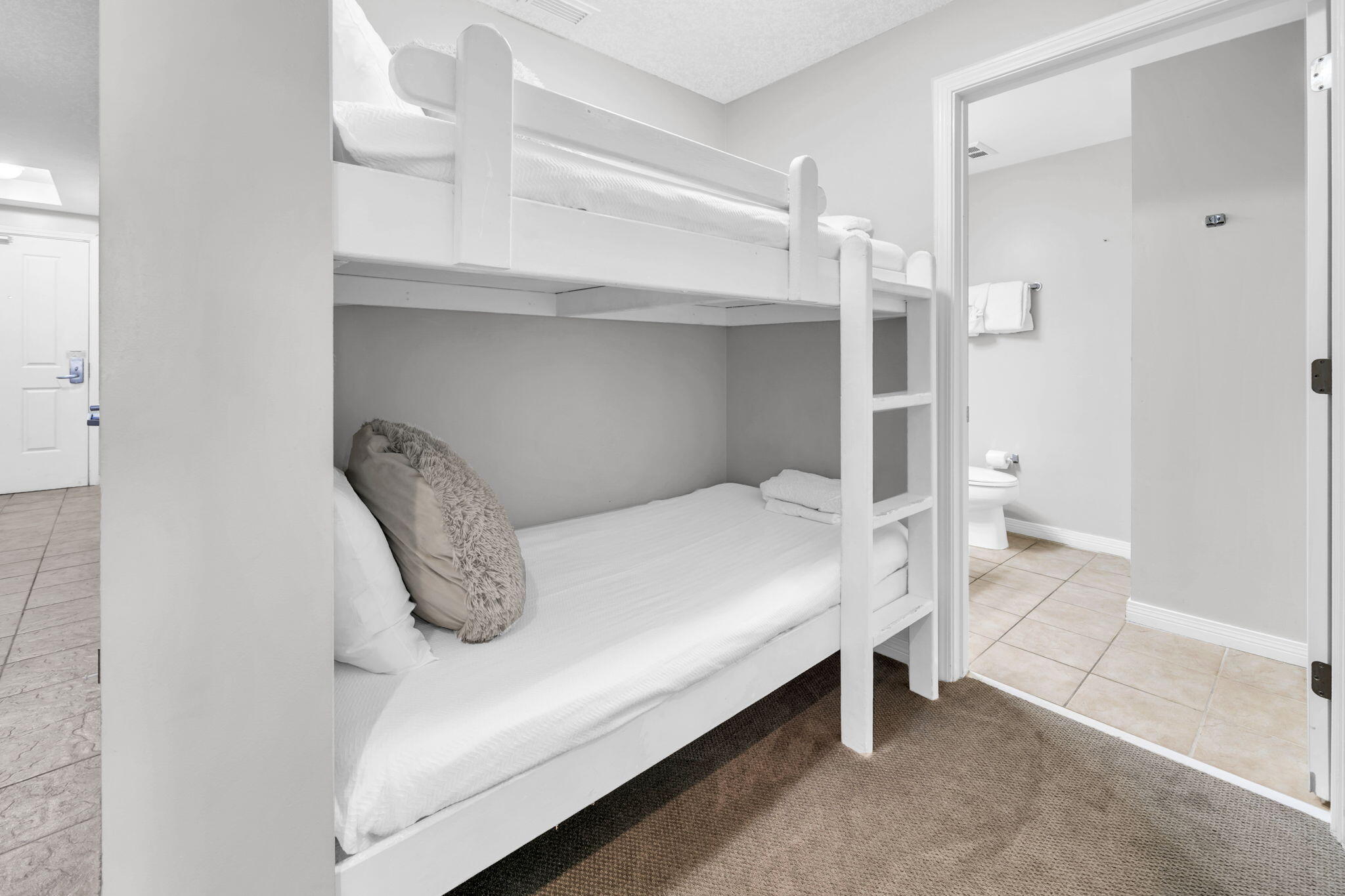 DESTIN WEST BEACH & BAY RESORT - Residential