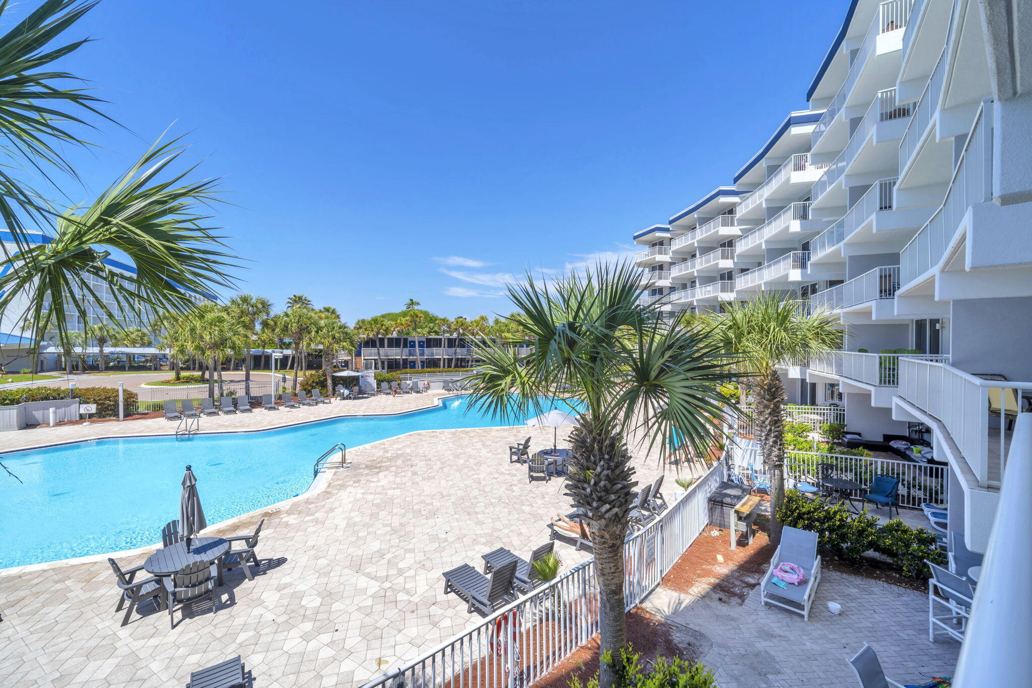DESTIN WEST BEACH & BAY RESORT - Residential