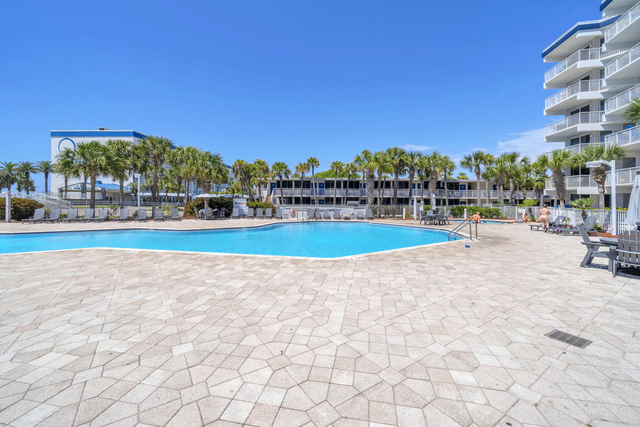 DESTIN WEST BEACH & BAY RESORT - Residential