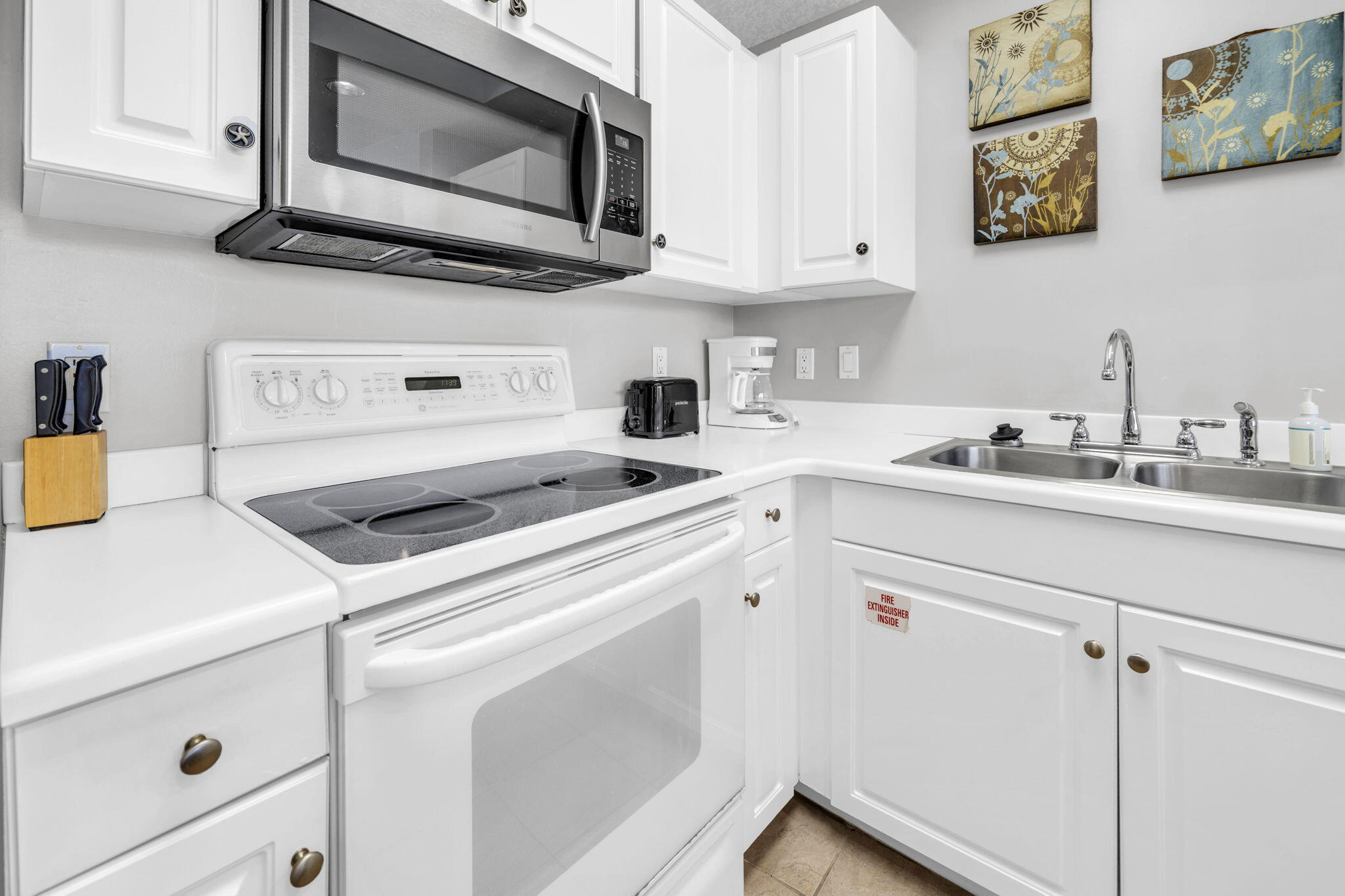 DESTIN WEST BEACH & BAY RESORT - Residential