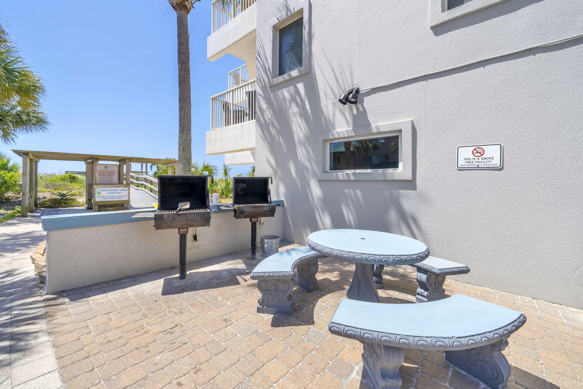 DESTIN WEST BEACH & BAY RESORT - Residential