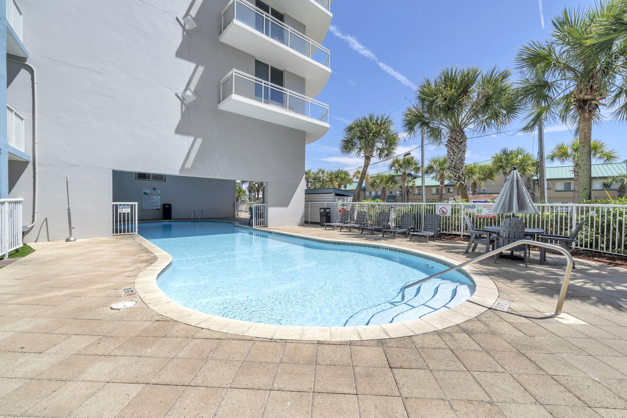 DESTIN WEST BEACH & BAY RESORT - Residential