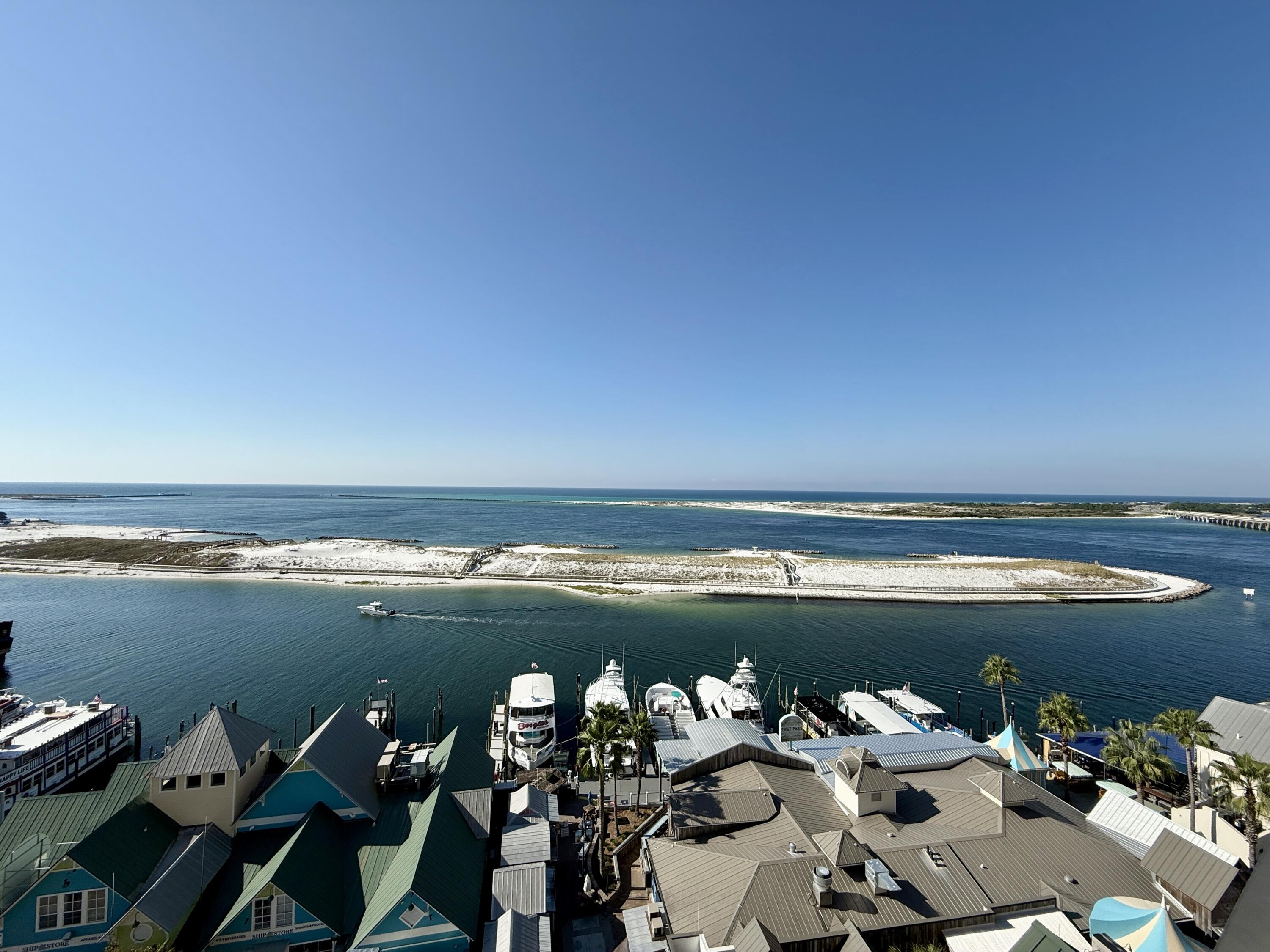 EMERALD GRANDE - Residential