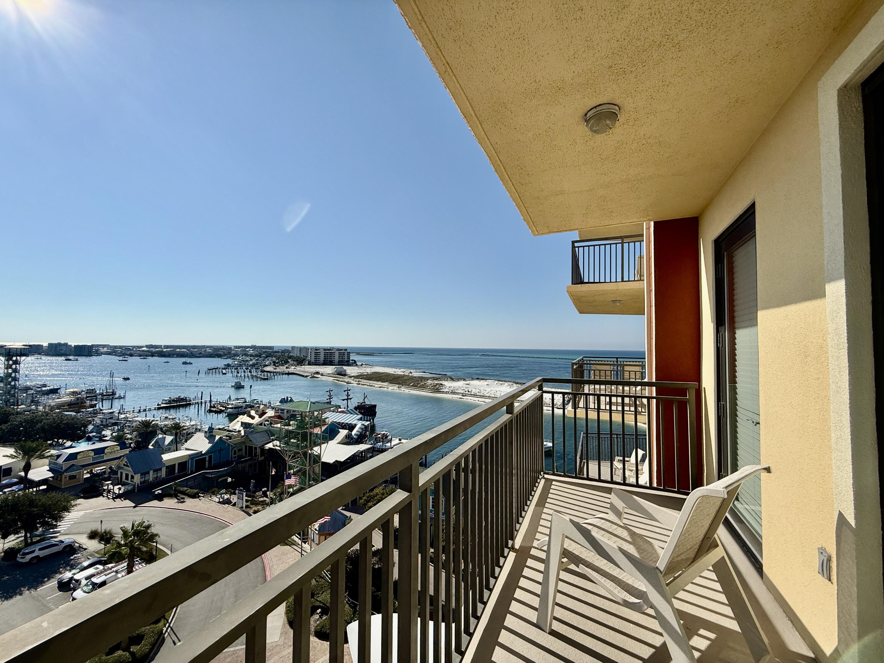 EMERALD GRANDE - Residential