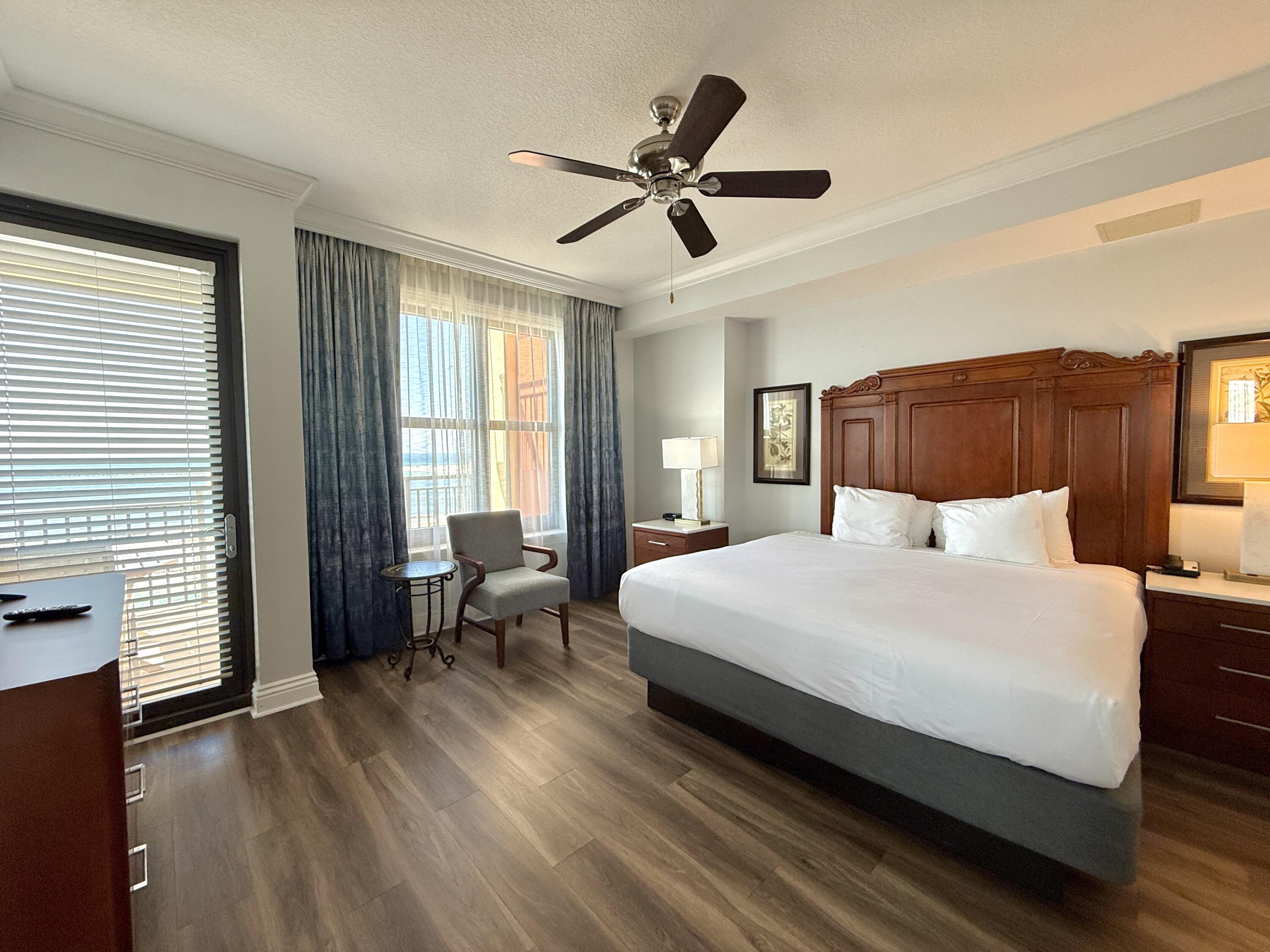 EMERALD GRANDE - Residential