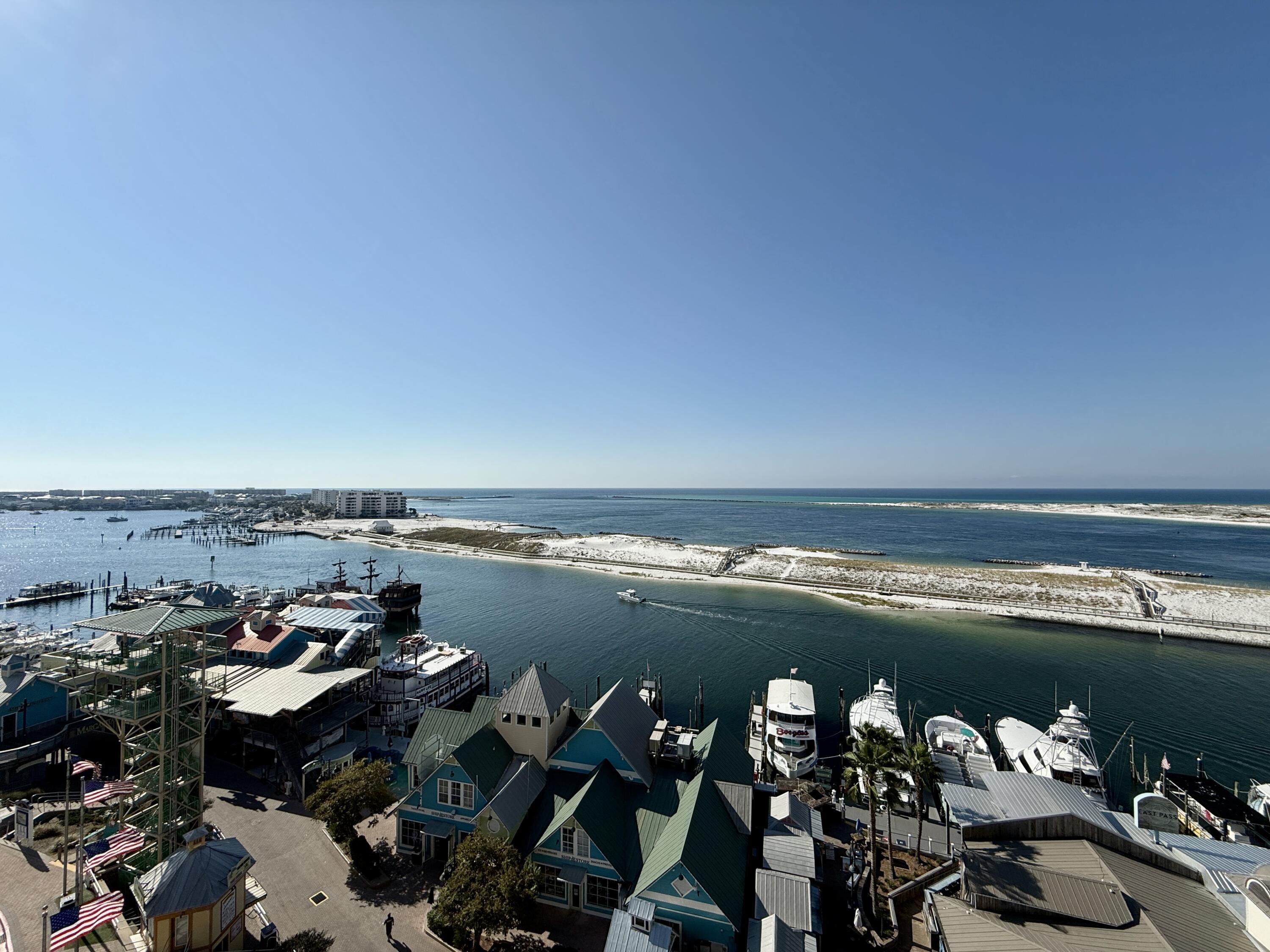 EMERALD GRANDE - Residential