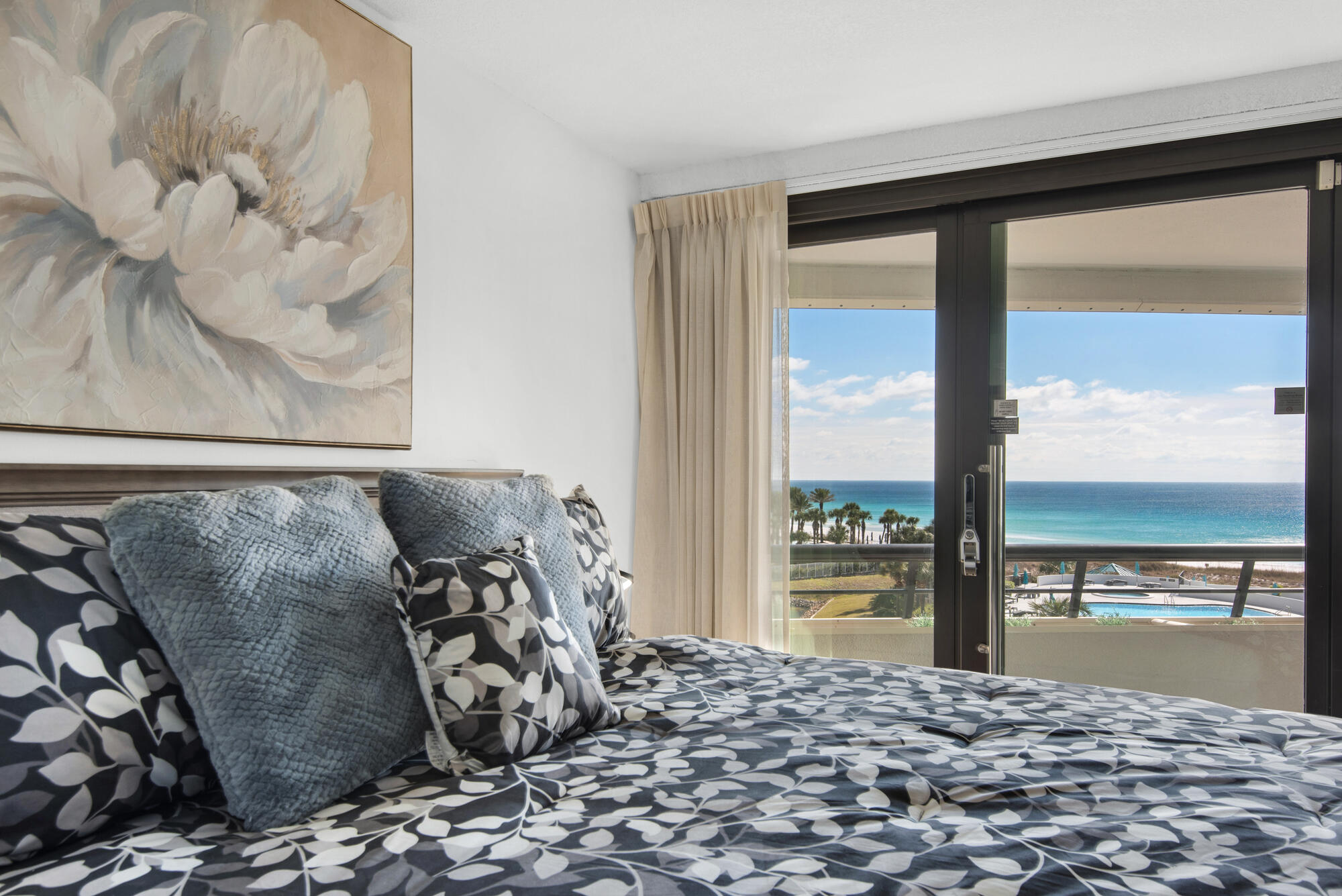 EDGEWATER BEACH CONDO PH 2 - Residential