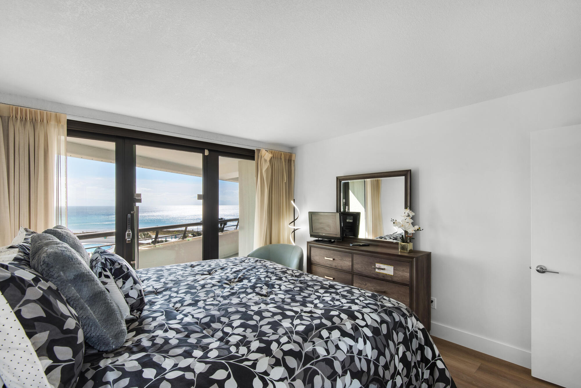 EDGEWATER BEACH CONDO PH 2 - Residential